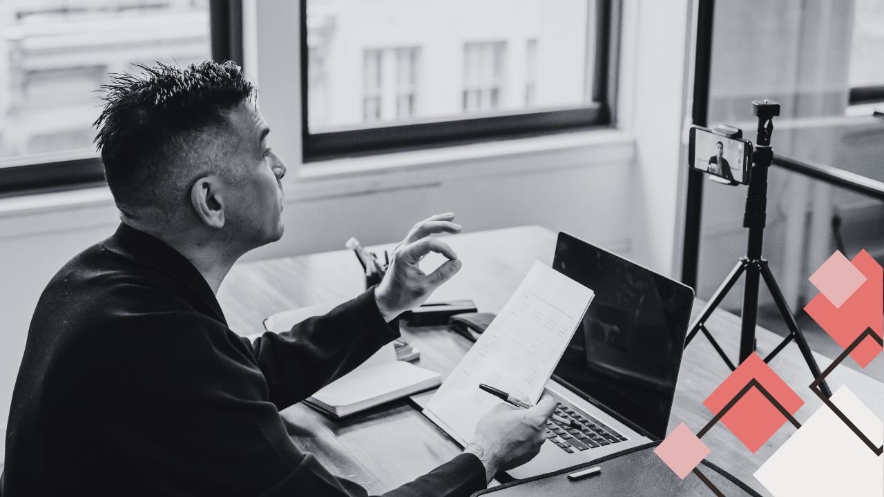 Step-by-step guide to starting a profitable side hustle (even if you have no idea where to start)