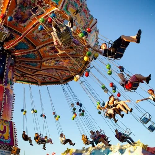 An amusement park ride