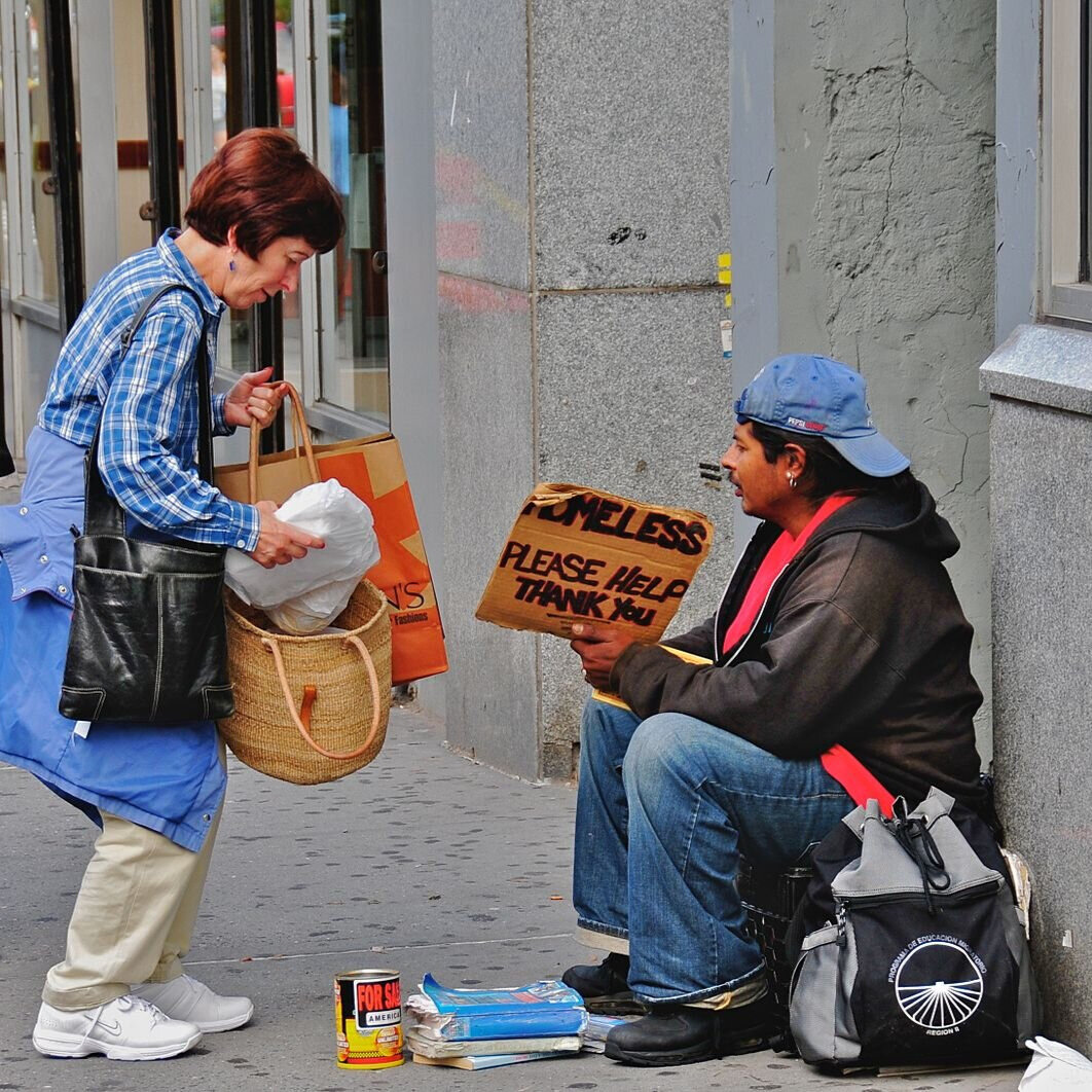 Helping_the_homeless.jpg