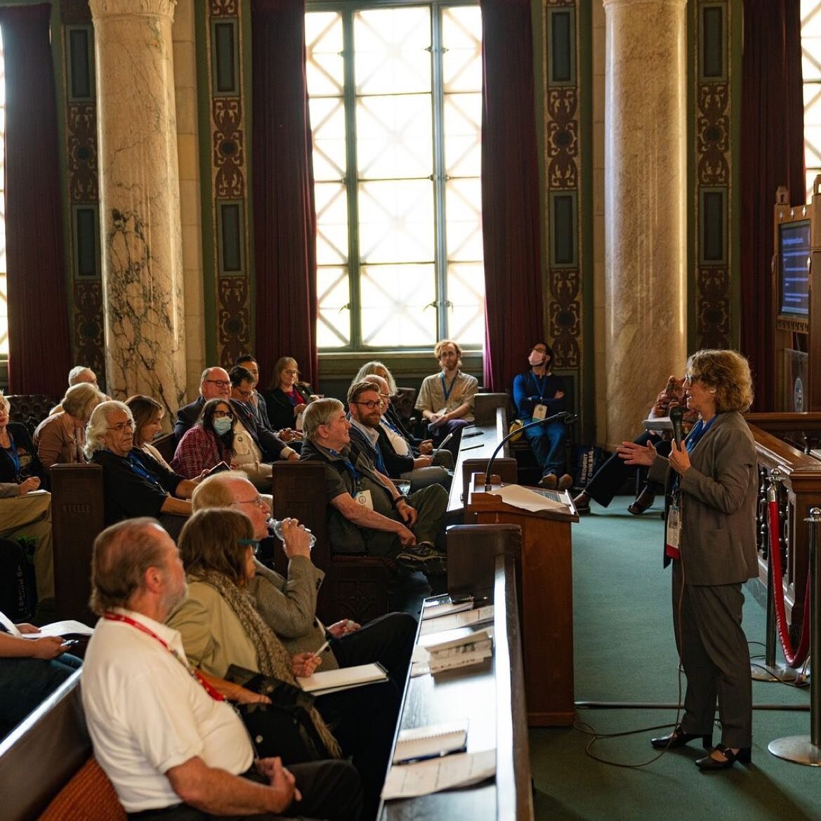 Repost from @empowerla
&bull;
On Saturday, September 23rd Congress of Neighborhoods happened at City Hall in Downtown Los Angeles. This is a photo from the workshop, &ldquo;Hot Legal Topics Affecting Neighborhood Councils.&rdquo; Here, Elise Ruden fr