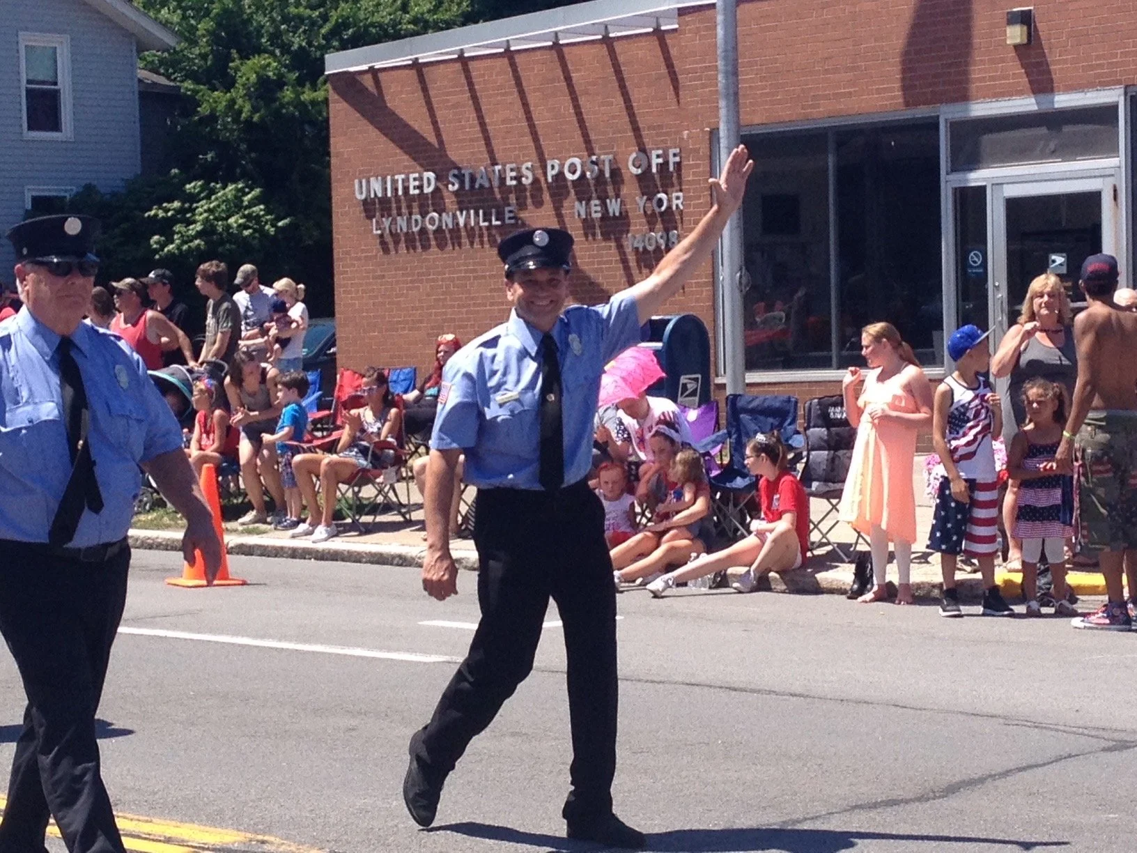 Support for FF Peter Kage after traumatic spinal cord injury