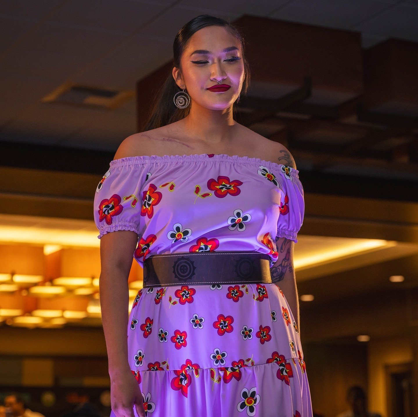 @dezbahrose in the Flower Power maxi dress and Sun Circles belt at the Empowered Indigenous Fashion Show 🌸☀️⁠
⁠
Photo: @comanche_mike⁠
.⁠
.⁠
.⁠
#fashionshow #mvskoke #indigenous #muscogee #indigenousfashion #indigenousart #nativepride #indigenouswom