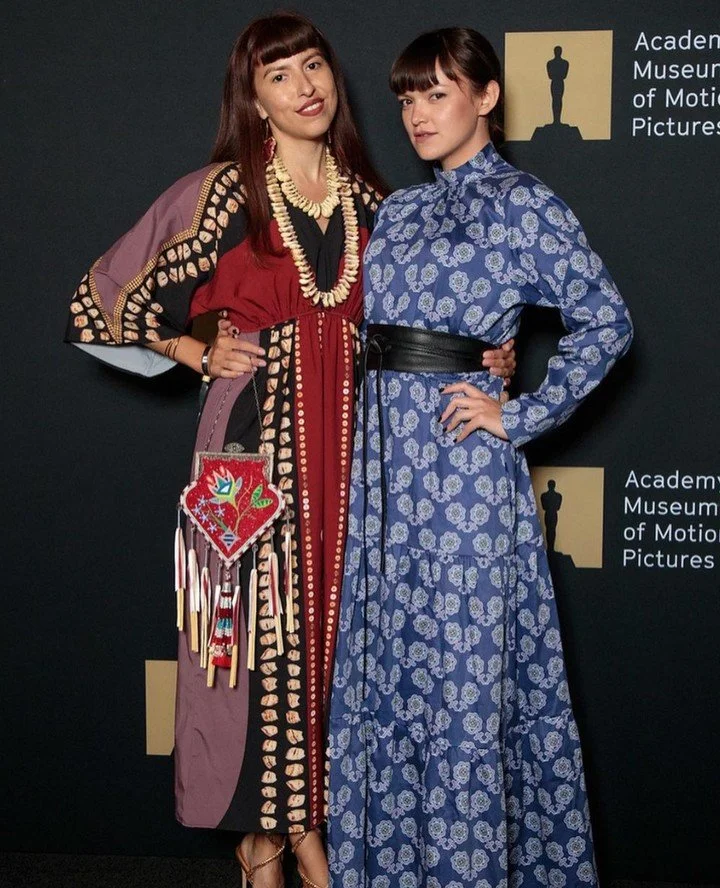 @sheyenne.sky wears the Sun Flower Maxidress in blue 💙🌟⁠
⁠
.⁠
.⁠
.⁠
#academymuseum #sacheenlittlefeather #aneveningwithsacheenlittlefeather #native #nativefilm #sunflower #textileprint #nativeart #mvskoke #buynative #muscogee #indigenous #shopsmall