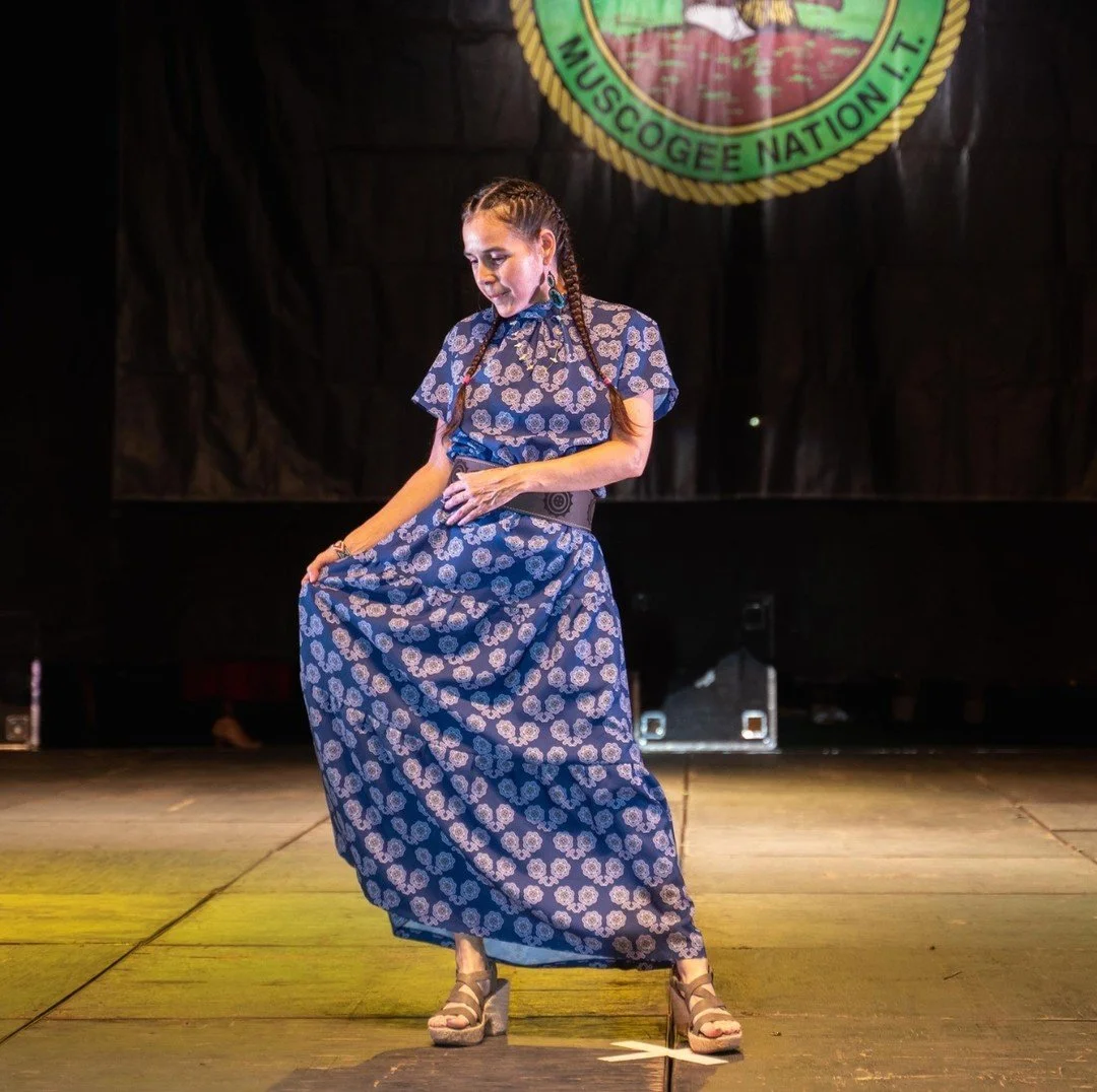 We LOVE a belted maxidress moment. The leather Sun Circles Belt is available to shop online now - link in bio ✨⁠
.⁠
.⁠
.⁠
#fashionshow #mvskoke #indigenous #muscogee #indigenousfashion #indigenousart #nativepride #indigenouswomen #nativeamericanhisto
