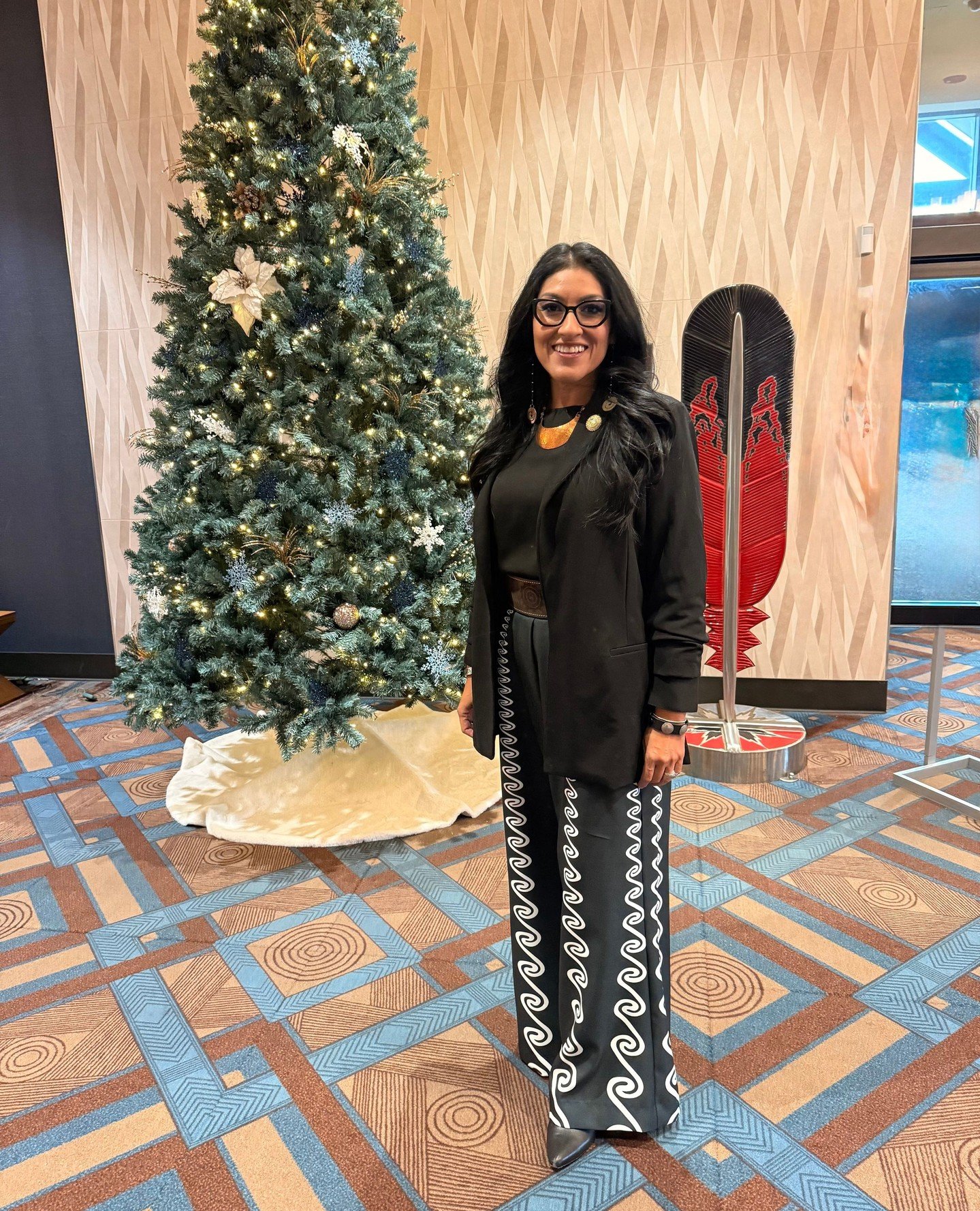 @rkbeaver wears the L A Deer Apparel Holiday 2024 pants 💫⁠
⁠
How do you style YOUR L A Deer Apparel pieces? Send us photos - we love to share 😉⁠
.⁠
.⁠
.⁠
#nativeartists #indigenousart #oklahomaartist #nativefashion #indigenousfashion #indigenouswom