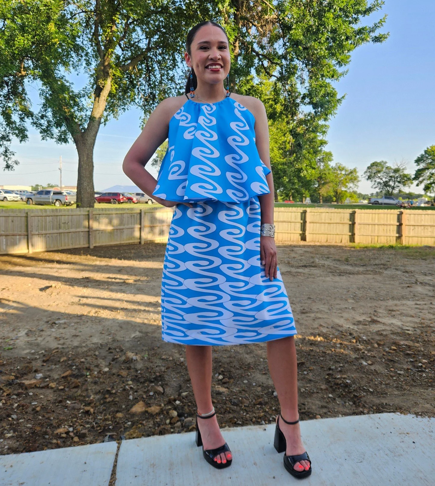 @Savniicoleee wears a NEW L A Deer dress at the @muscogeefestival fashion show! ⁠
⁠
Featuring Wind motifs 🍃☀️⁠
.⁠
.⁠
.⁠
#fashionshow #mvskoke #indigenous #muscogee #indigenousfashion #indigenousart #nativepride #indigenouswomen #nativeamericanhistor