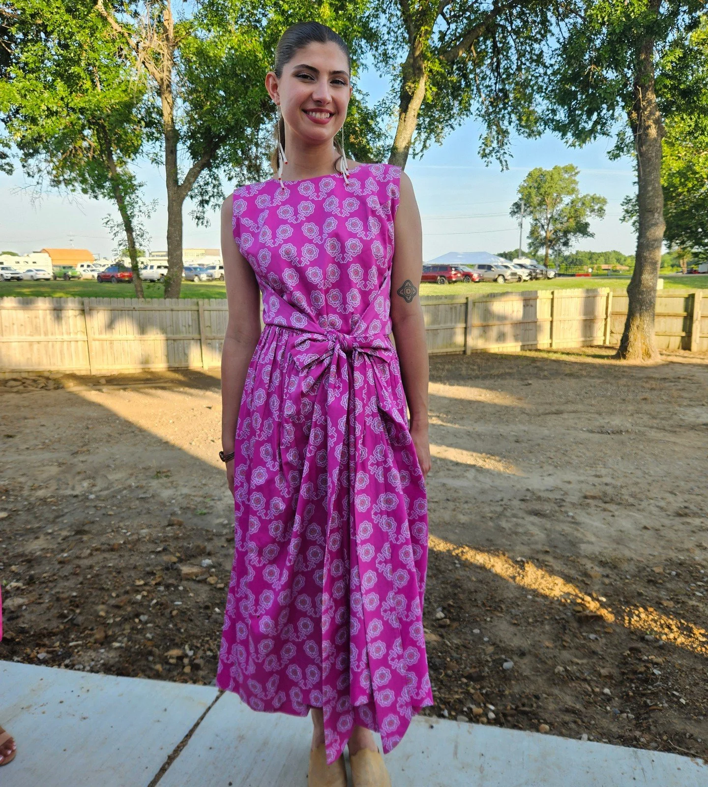 Colorful new styles debuted at the @muscogeefestival fashion show 🌸💐⁠
⁠
Models: @kry_logan, @arianamclark, ShaLyn, and Newakis Hicks ⁠
.⁠
.⁠
.⁠
#fashionshow #mvskoke #indigenous #muscogee #indigenousfashion #indigenousart #nativepride #indigenouswo