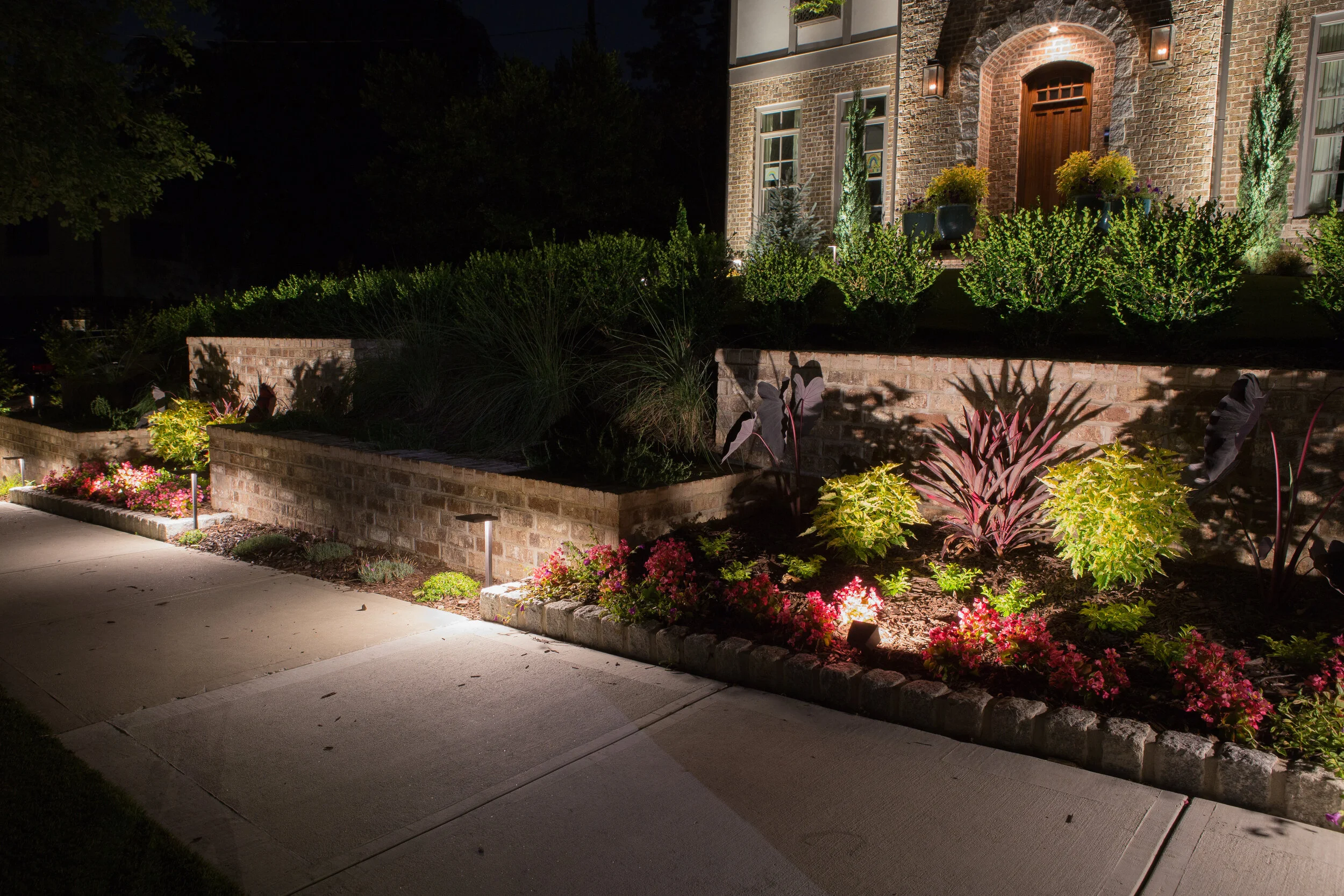 1 - 872 Plymouth - Night - BEST -19.jpg