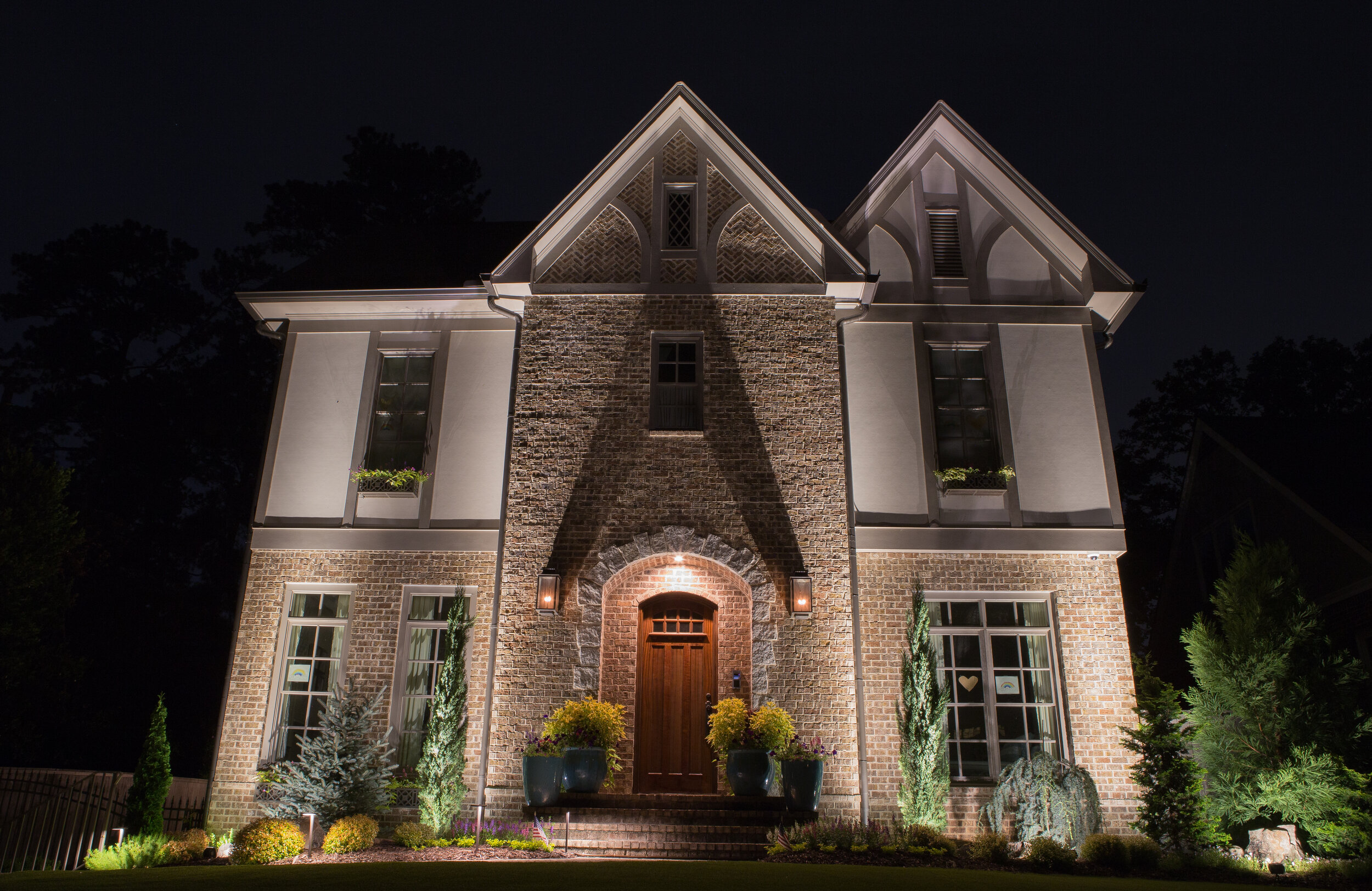 1 - 872 Plymouth - Night - BEST -13.jpg