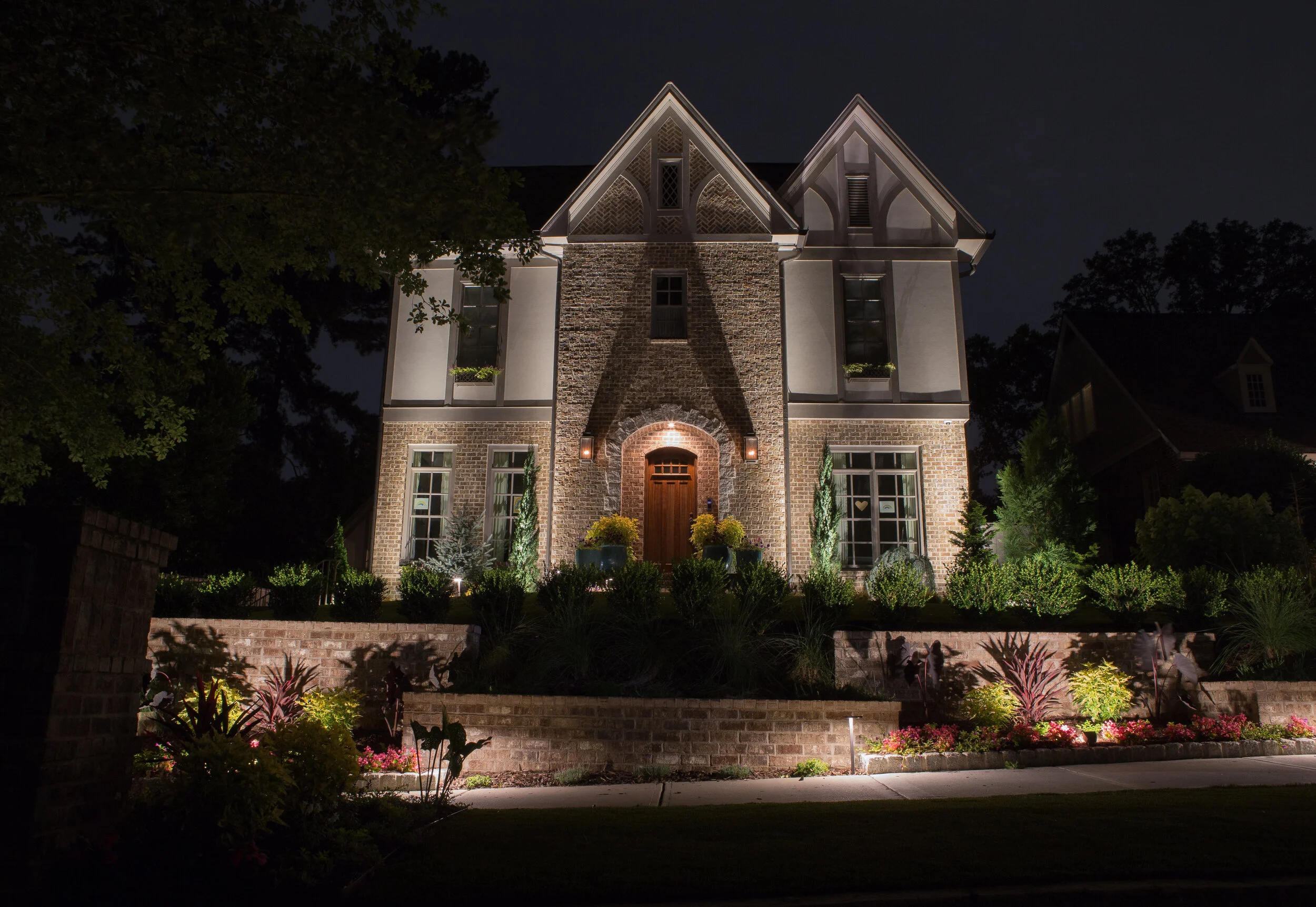 1 - 872 Plymouth - Night - BEST -1.jpg