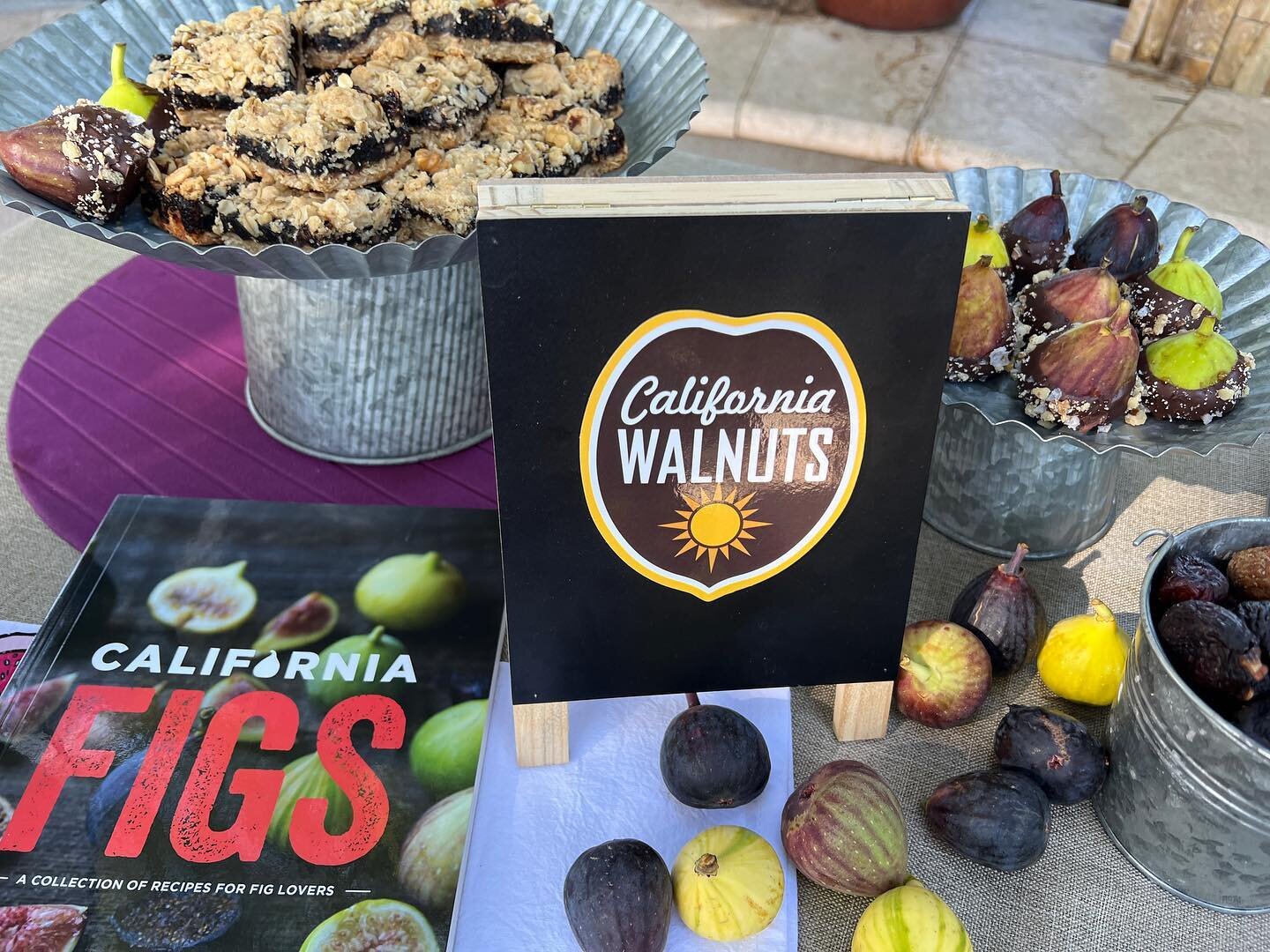 On to dessert! Coming up on the  @fox40news patio at 9:55 I&rsquo;ll share a couple easy desserts using California Figs and California Walnuts. Fresh figs are in season and perfectly ripe now. They pair so well with California walnuts in so many reci