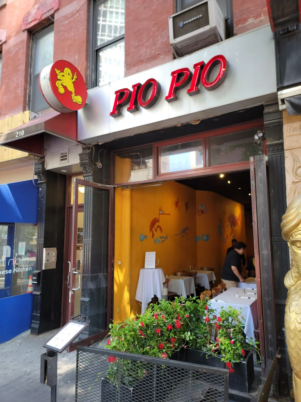 Pio7 — Pio Pio Restaurants