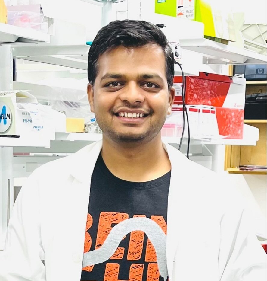 ⭐️Post doc spotlight ⭐️ Our new post doc - Himanshu Mali! 

Himanshu received his BS, MS, and PhD in Microbiology from Sardar Patel University, India. His Doctoral work focused on the genetic engineering of metallohydrolase to improve the detoxificat