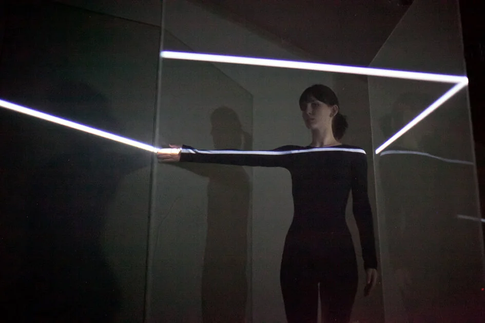 DoriDeng&MetaDrcar_Measuring Series, work No.6_2011.jpg