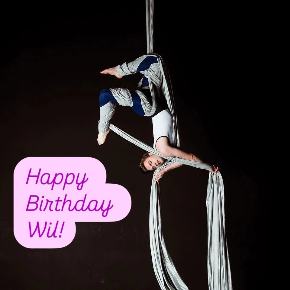 Happy Birthday to our fabulous @wilrhew 💕💕 love that you are part of our #aeriformie family!