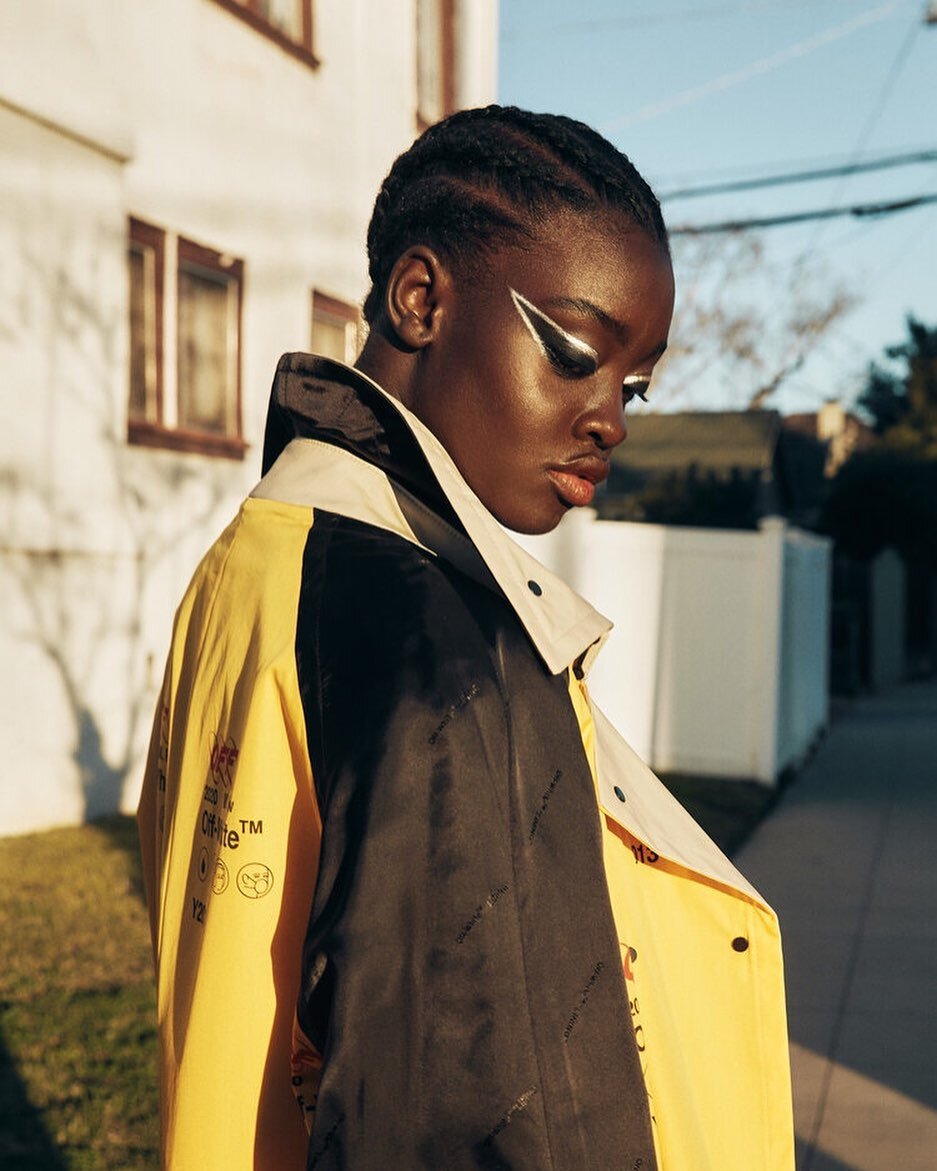 @modellaurynbell 🌼
Photography and makeup by the talented @samuelpaulartist 
Styling @kellybrownstyle 
Braids by me #amberduartehair 
Assisted by Petey 🐕