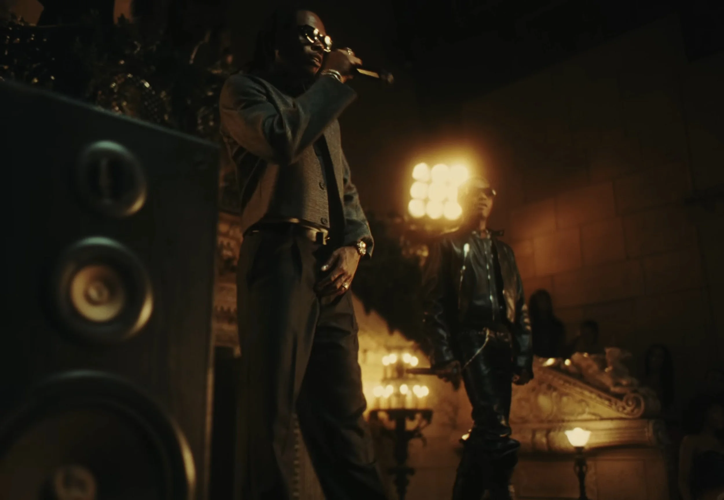 VS--YouTube-Gunna-foreverbeminefeatWizkidOfficialVideo-YouTube-0’24” (1).jpg
