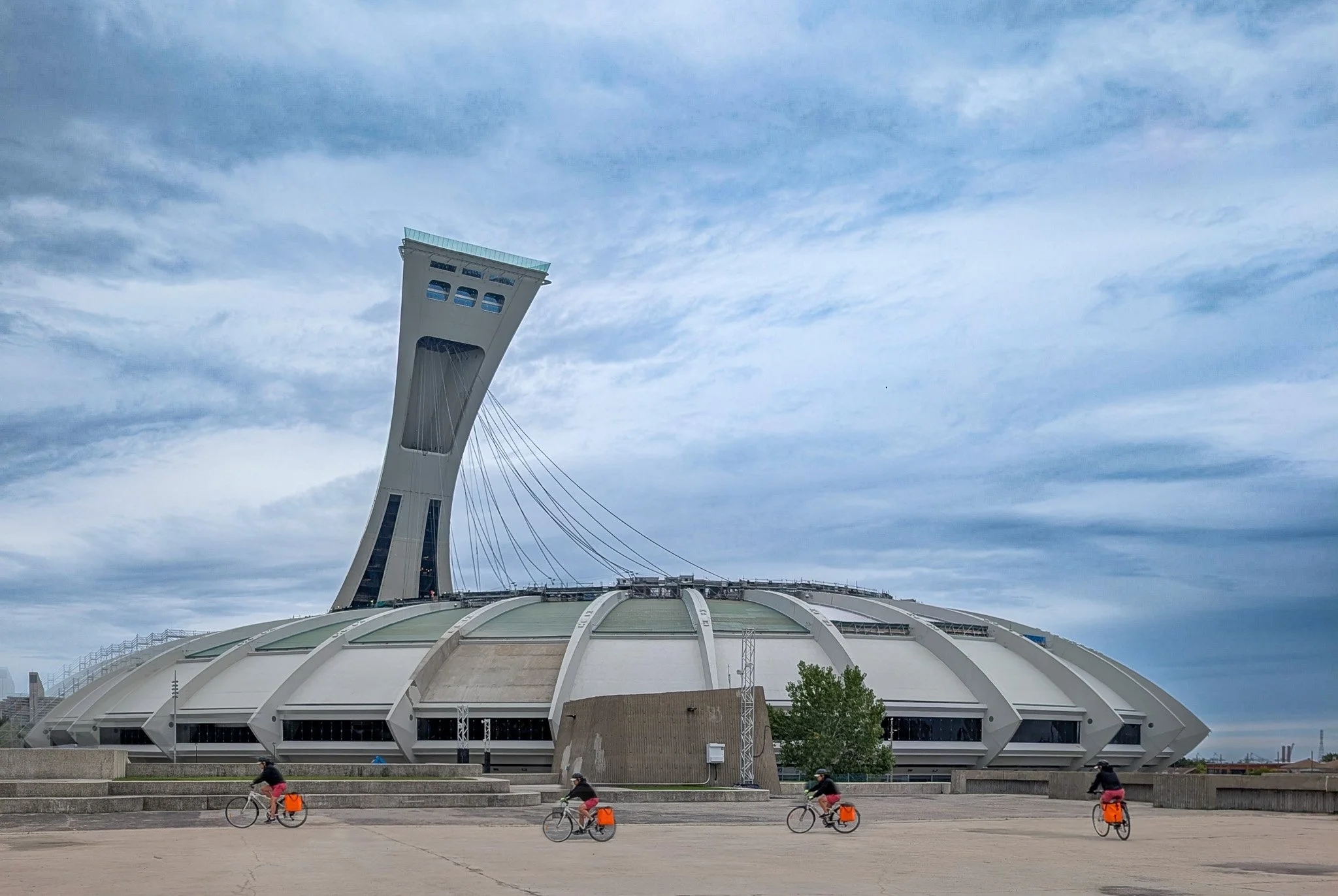 PXL_20260915_202218019.RAW-01.MP (1).jpg