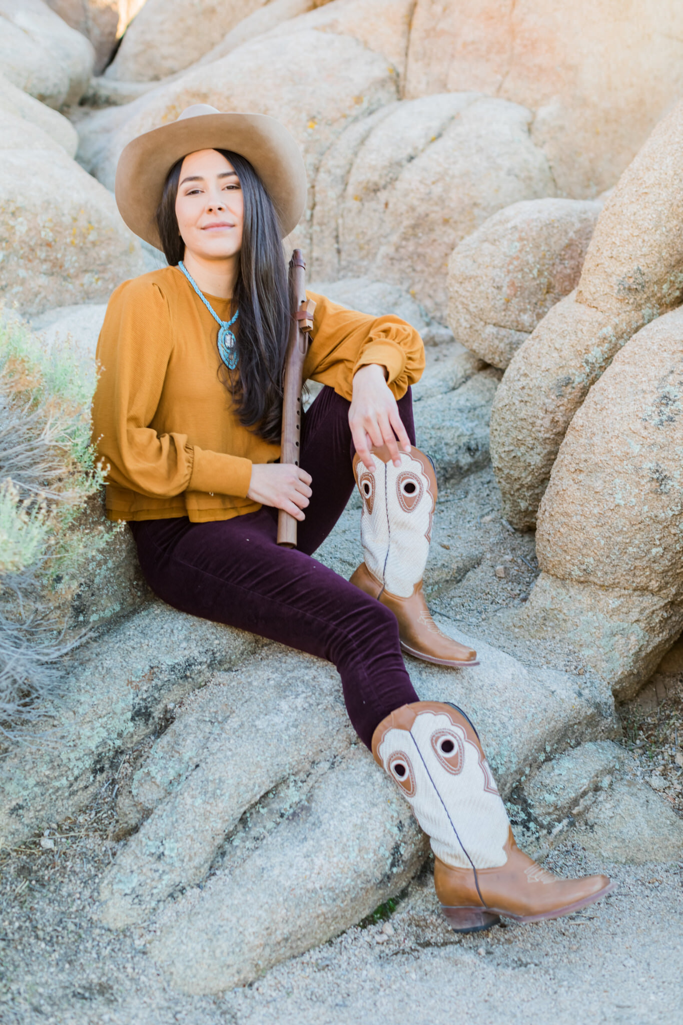 Stephanie.sound.healing.joshua.tree.national.park.monocle.project.2019-44.jpg