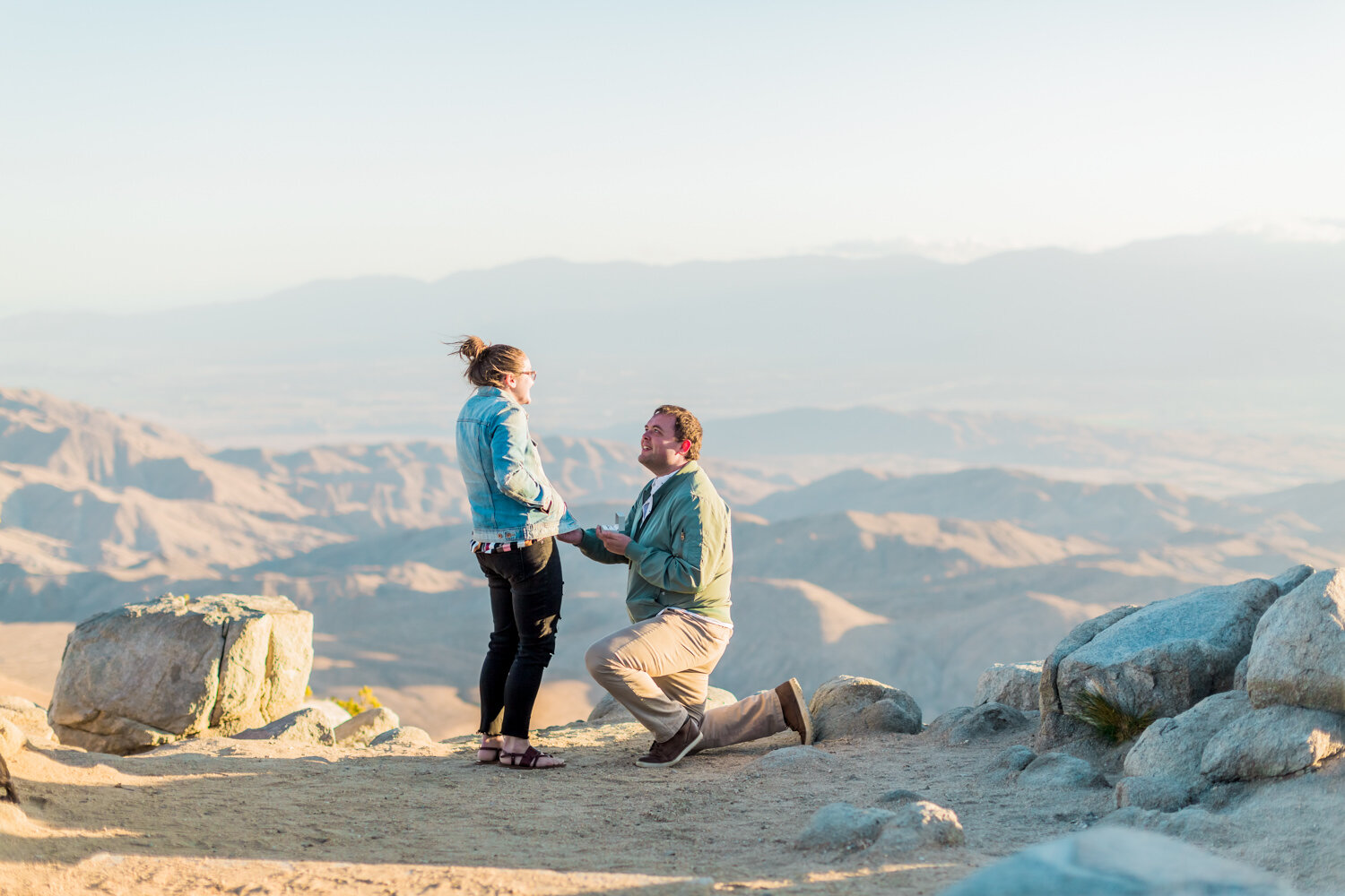 engagement.joshua.tree.wedding.bride.groom.boyfriend.girlfriend.destonation.travel.best.photographer.photography..monocle.project-5.jpg