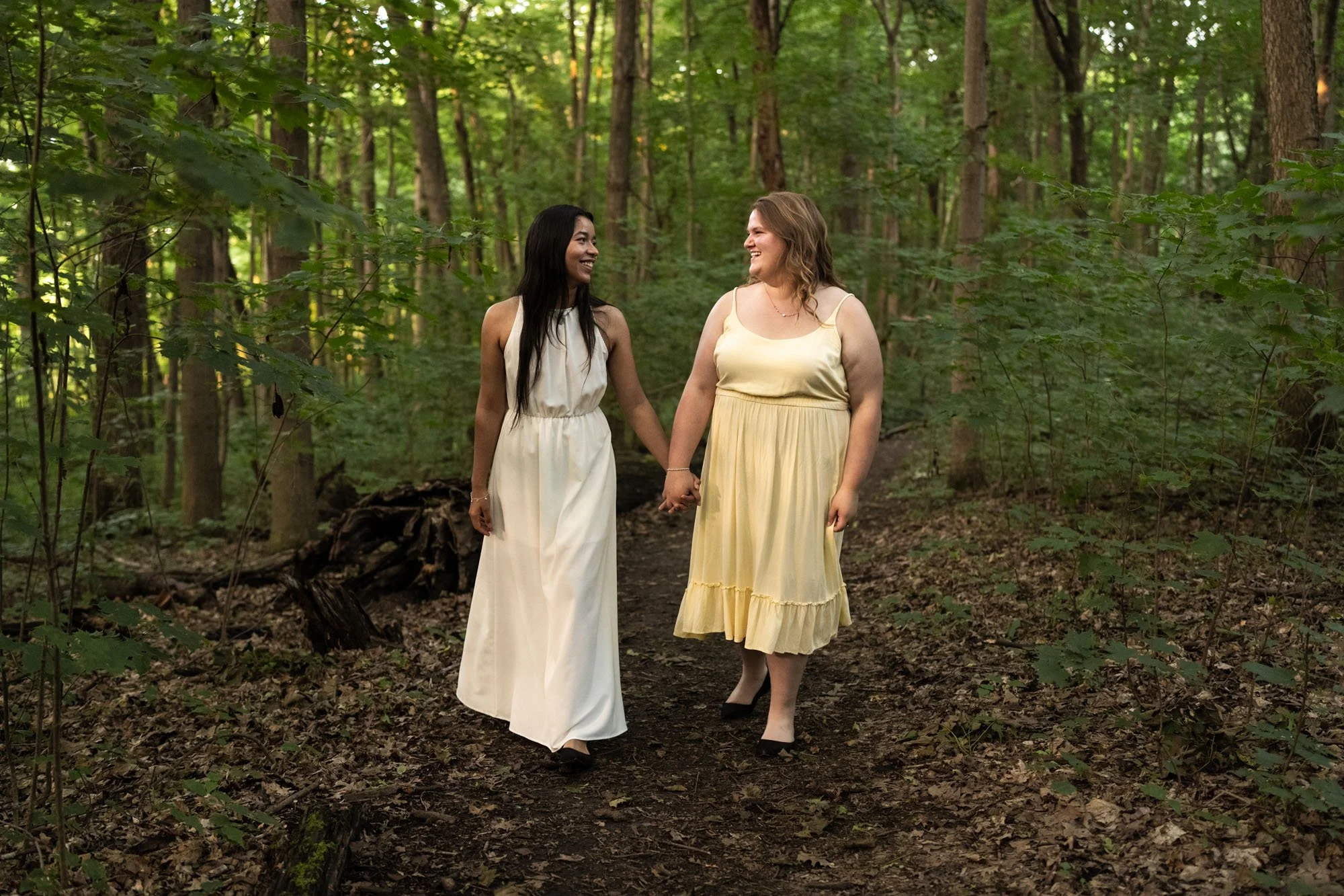 madison-arboretum-walk-in-dresses.jpg