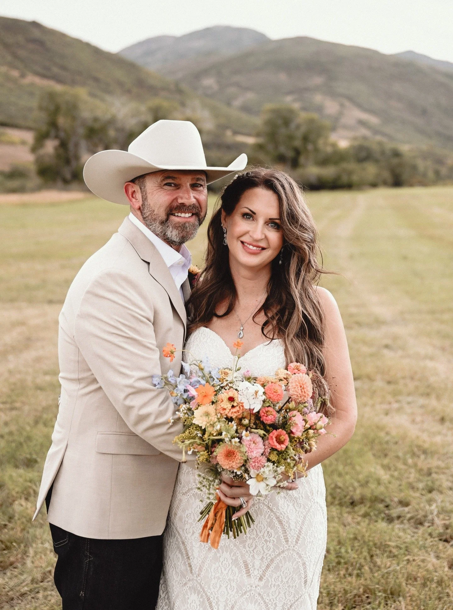 Y'aaaaaall, recently got these photos back and WOW.
It is SOO my favorite part seeing your photos. What an amazing day! I am so lucky to have the couples that I work with!
You guys are so kind, loving, carefree. 
Thank you. SO looking forward to b