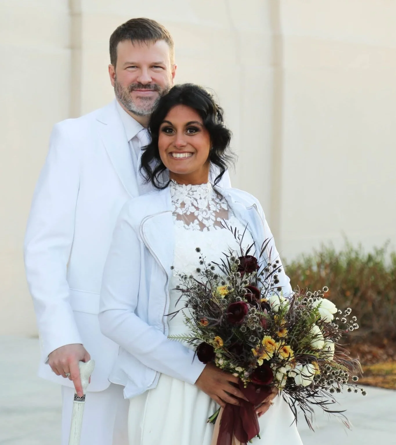 Meet the super cute couple we met at the temple! 

We gifted them our flowers after we were finished taking photos with them. They were so cute and happy! 

Beautiful day, beautiful family 🥹🙌

Inquire in our bio link for you wedding flowers! We wou
