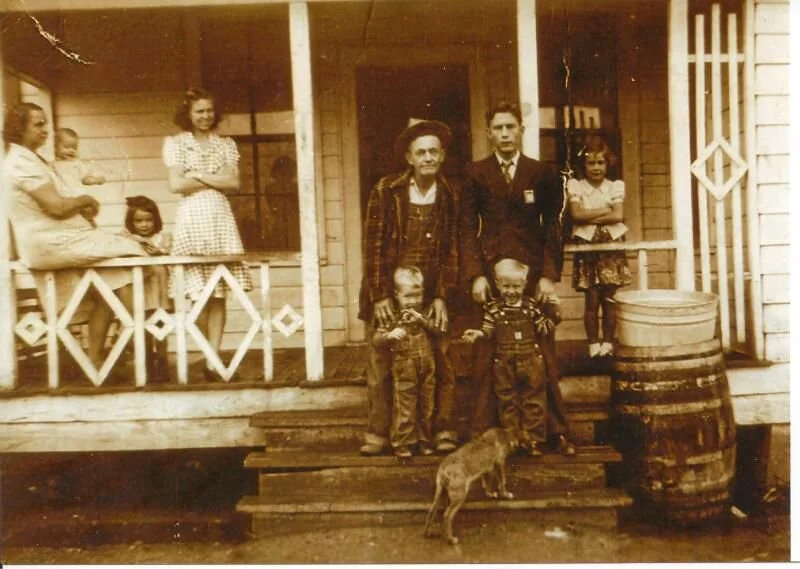 Dyess, Arkansas — Trailblazers