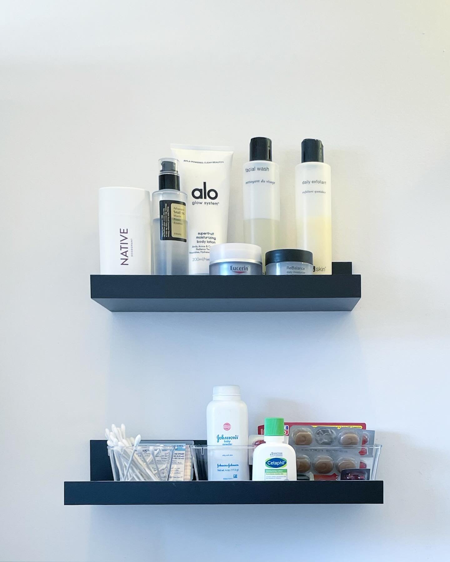 Bathroom for a family after/before - open shelving provides ease of use but easily looks messy. Out of reach items should be least used and best looking. Keep the kids’ stuff where they can get to it, of course! And where you can easily retrie