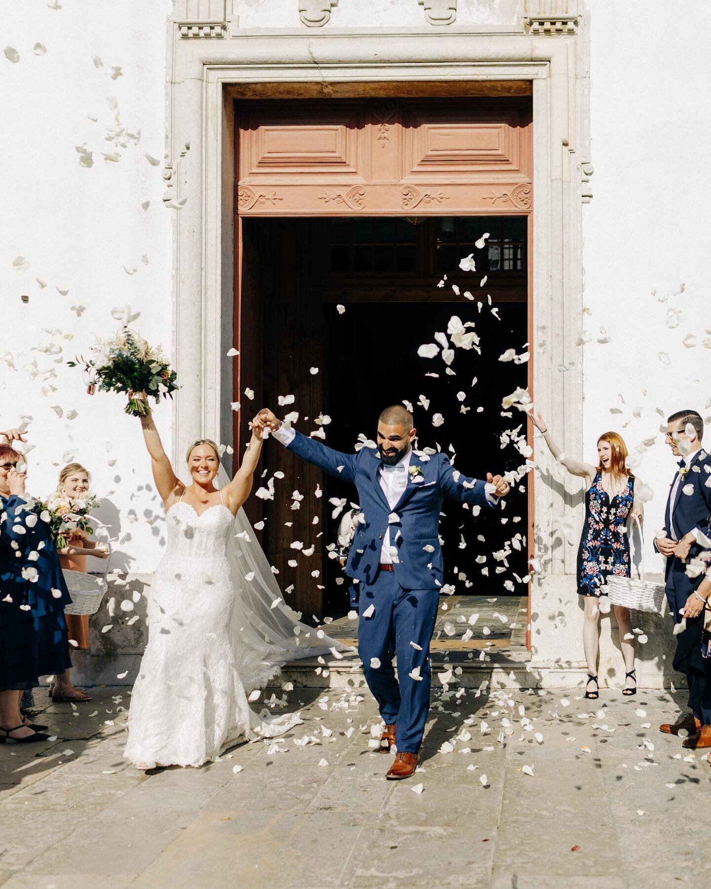 These two got the amazing and magical day they deserved and waited so patiently for, and I am so so so so happy for them. 

Planner : Ines of @lisbonweddingplanner 
Venue : Forte da Cruz - Estoril, Lisbon, Portugal 
Flowers : @decorelle.eu 
Hair + Ma