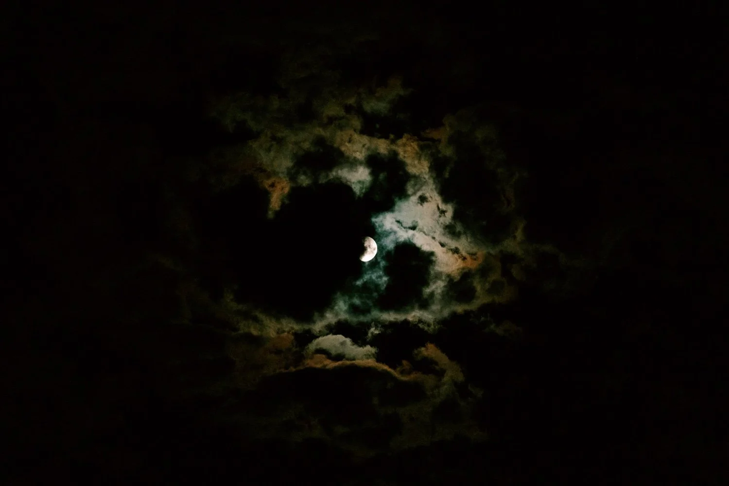 moon at crested hen farms