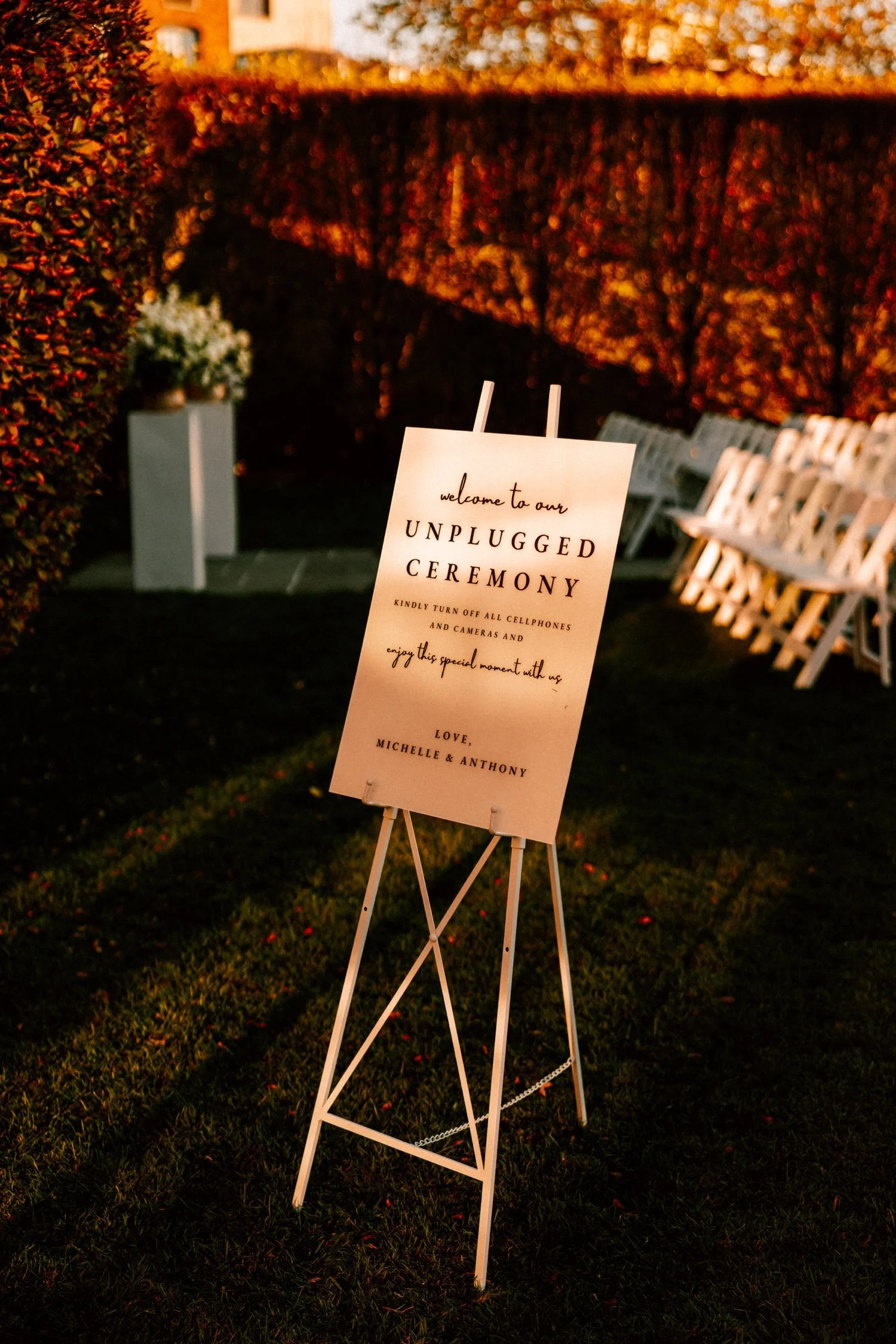 unplugged wedding ceremony sign in november at the roundhouse