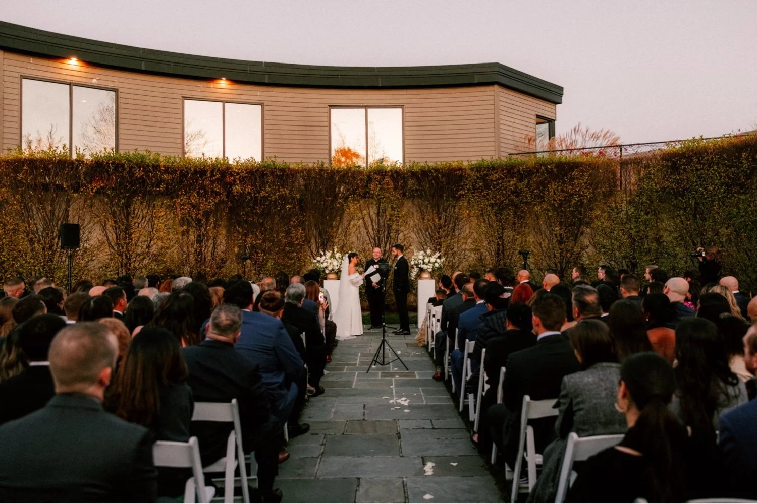 november wedding ceremony at the roundhouse