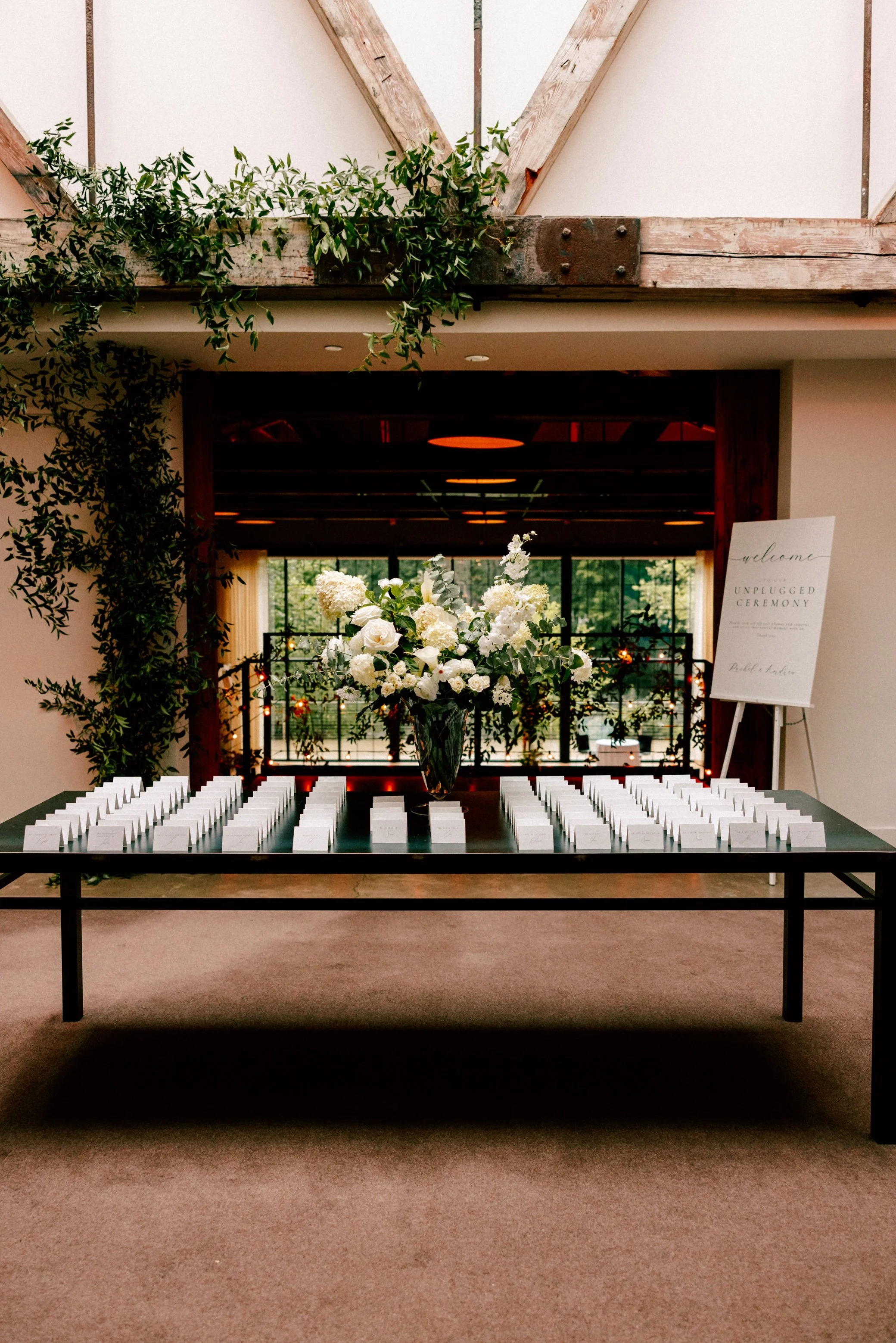 wedding decor at the roundhouse