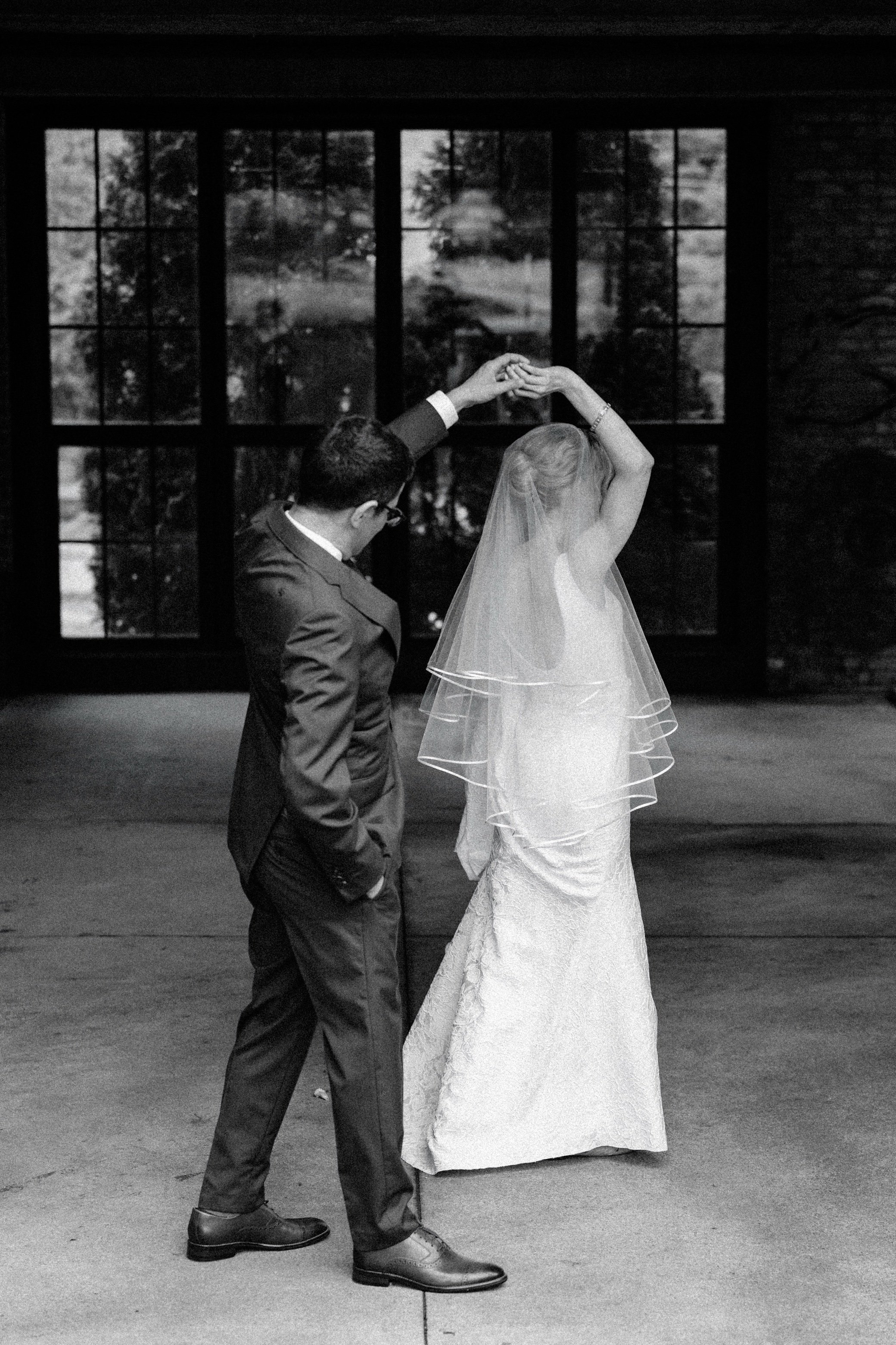 wedding at the roundhouse