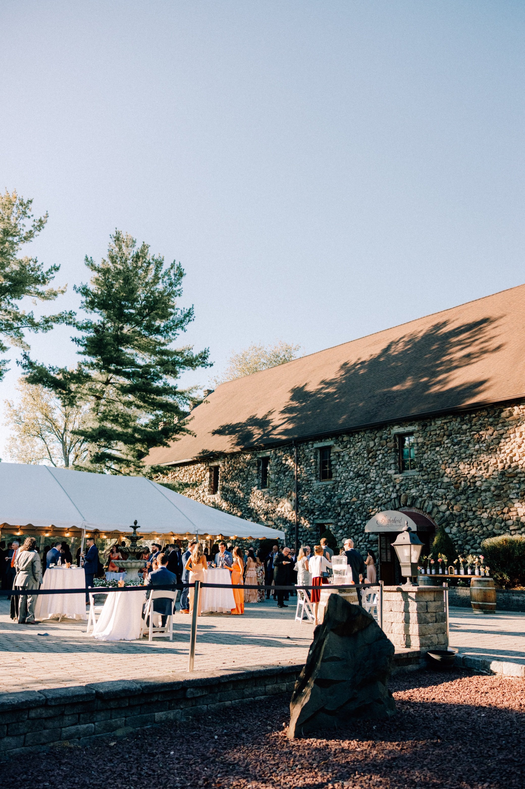  patio at brotherhood winery 