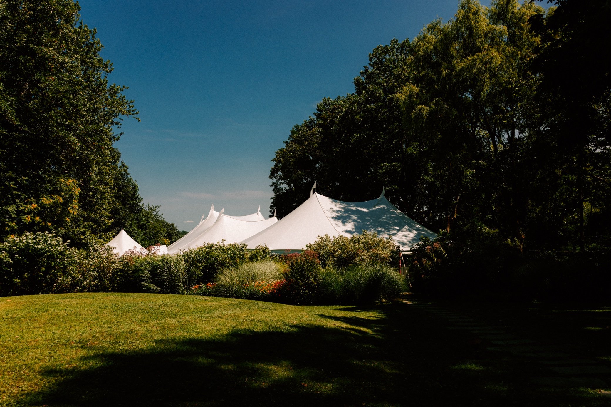  hudson valley tent wedding reception at buttermilk falls 
