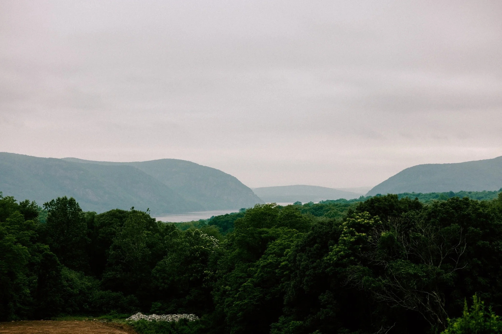  hudson valley wedding at the garrison 