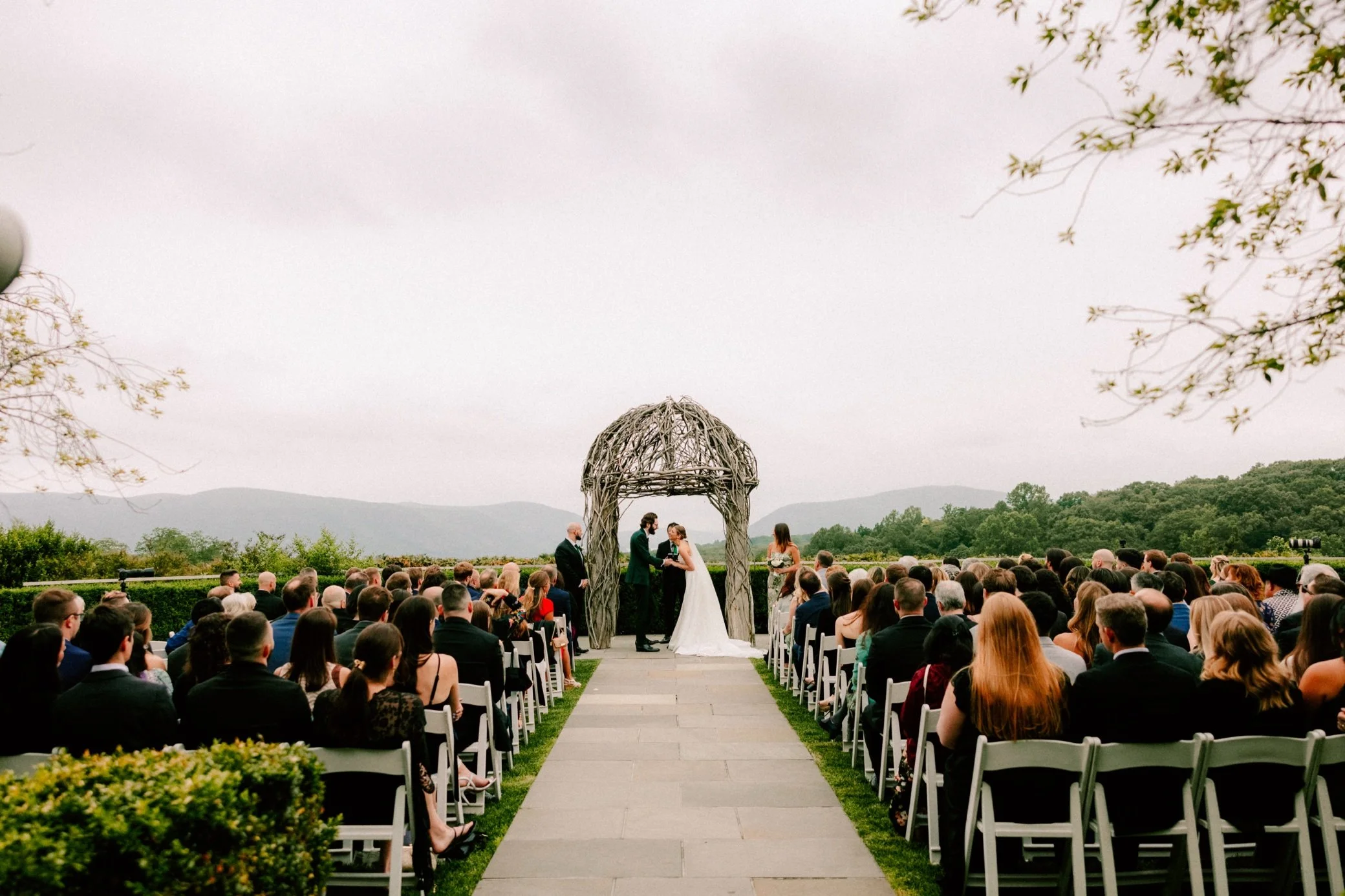  outdoor hudson valley wedding ceremony at the garrison 