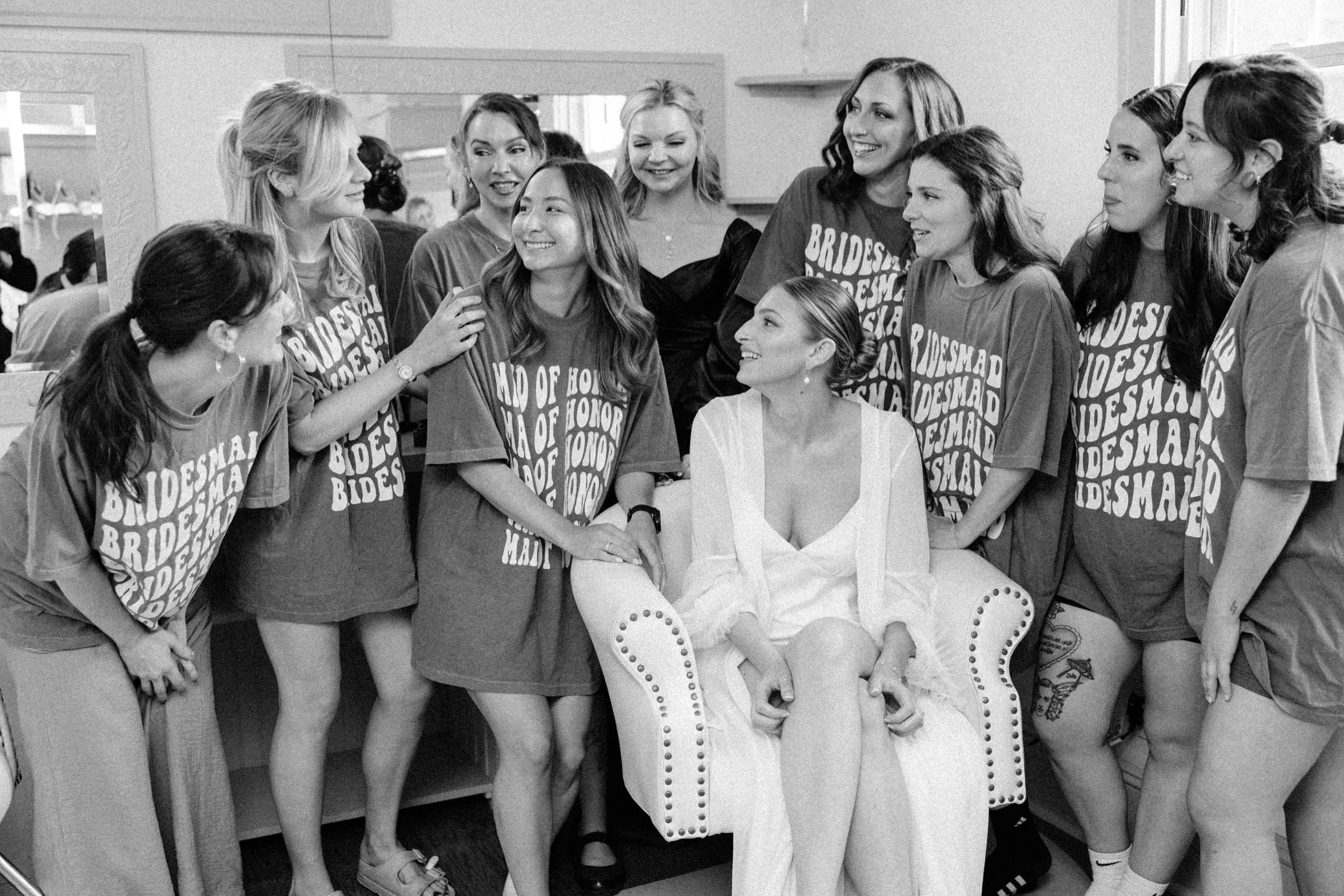  documentary wedding photograph of bridesmaids getting ready at the garrison 