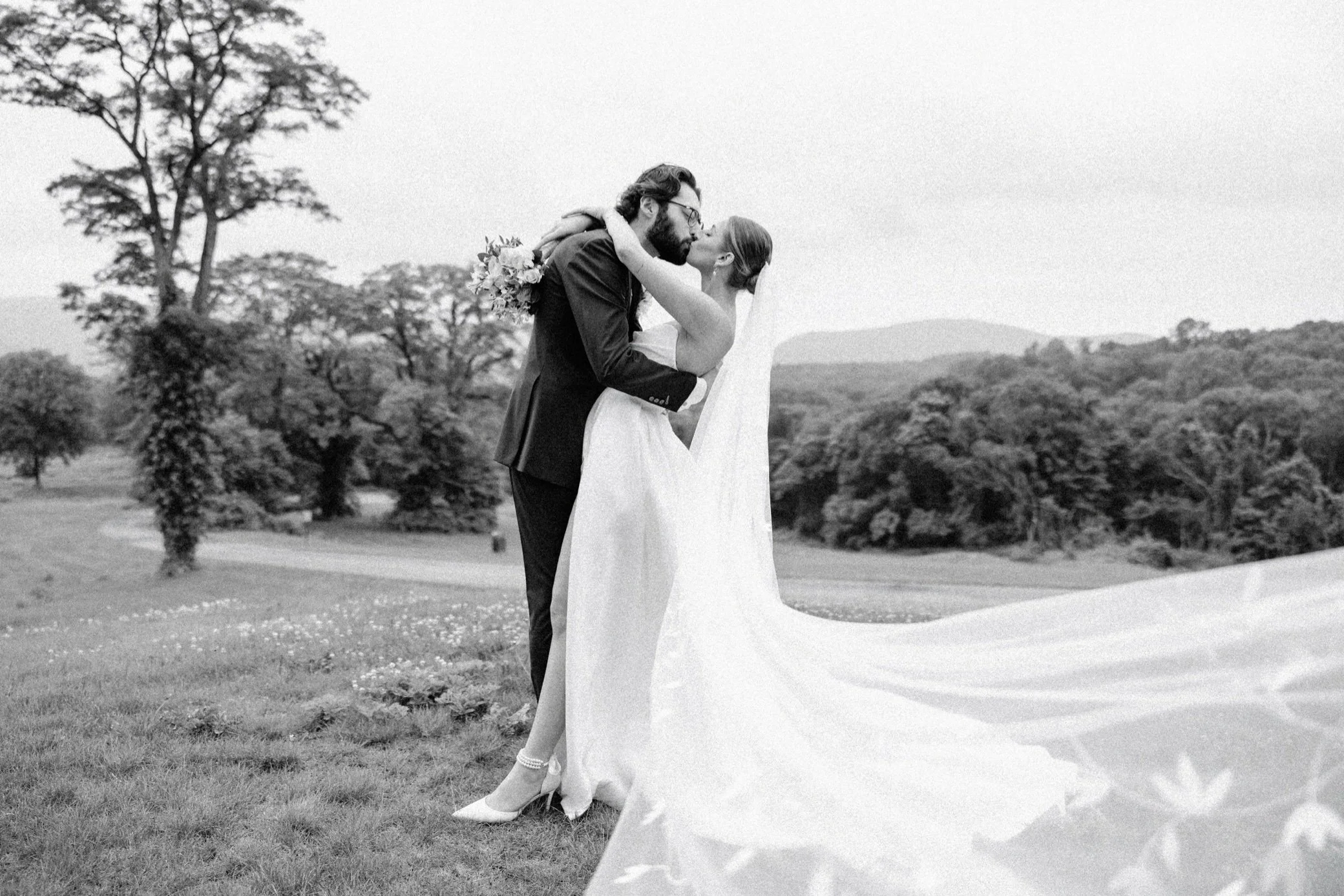  hudson valley documentary wedding photographs at the garrison 