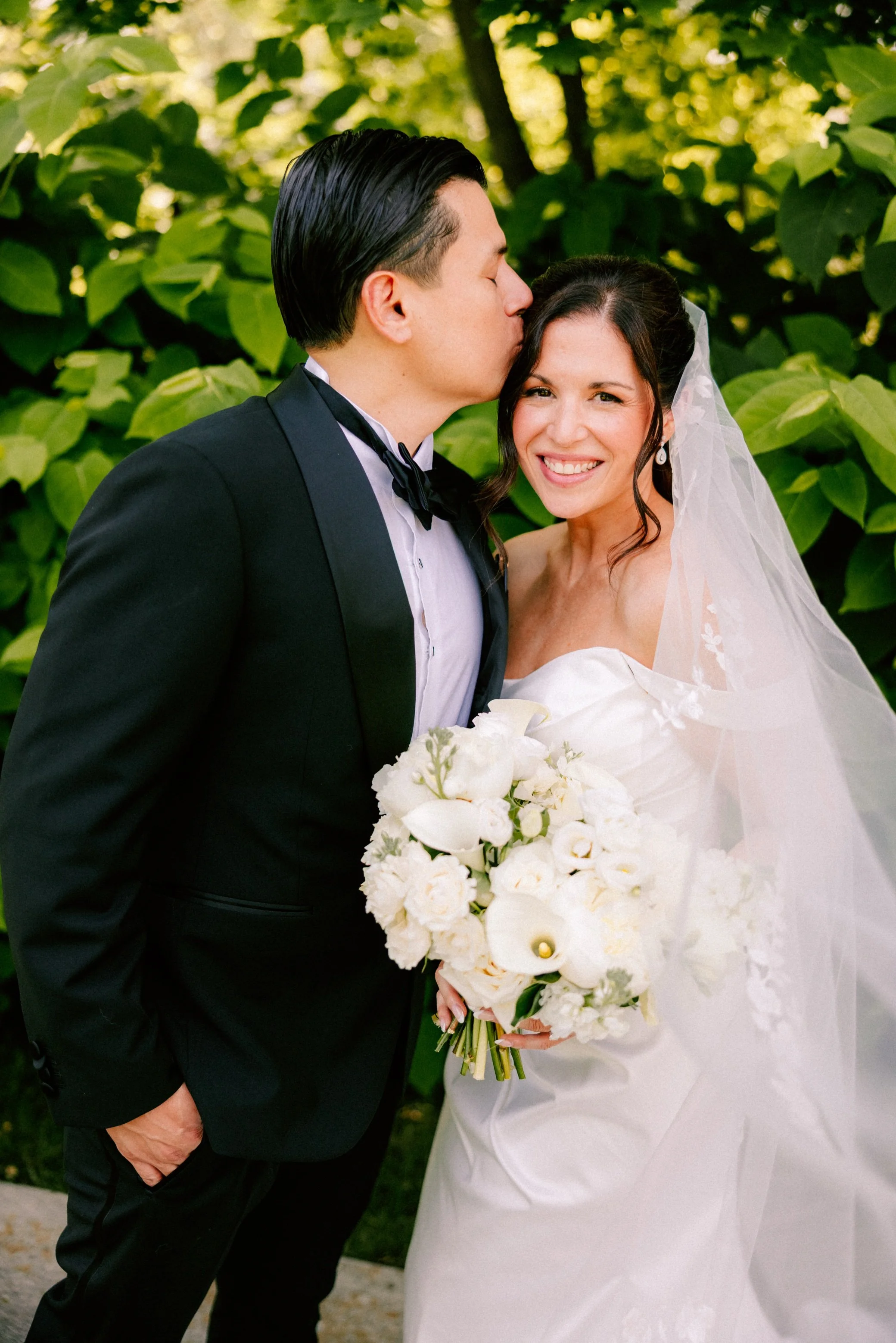  the roundhouse wedding couple photograph 