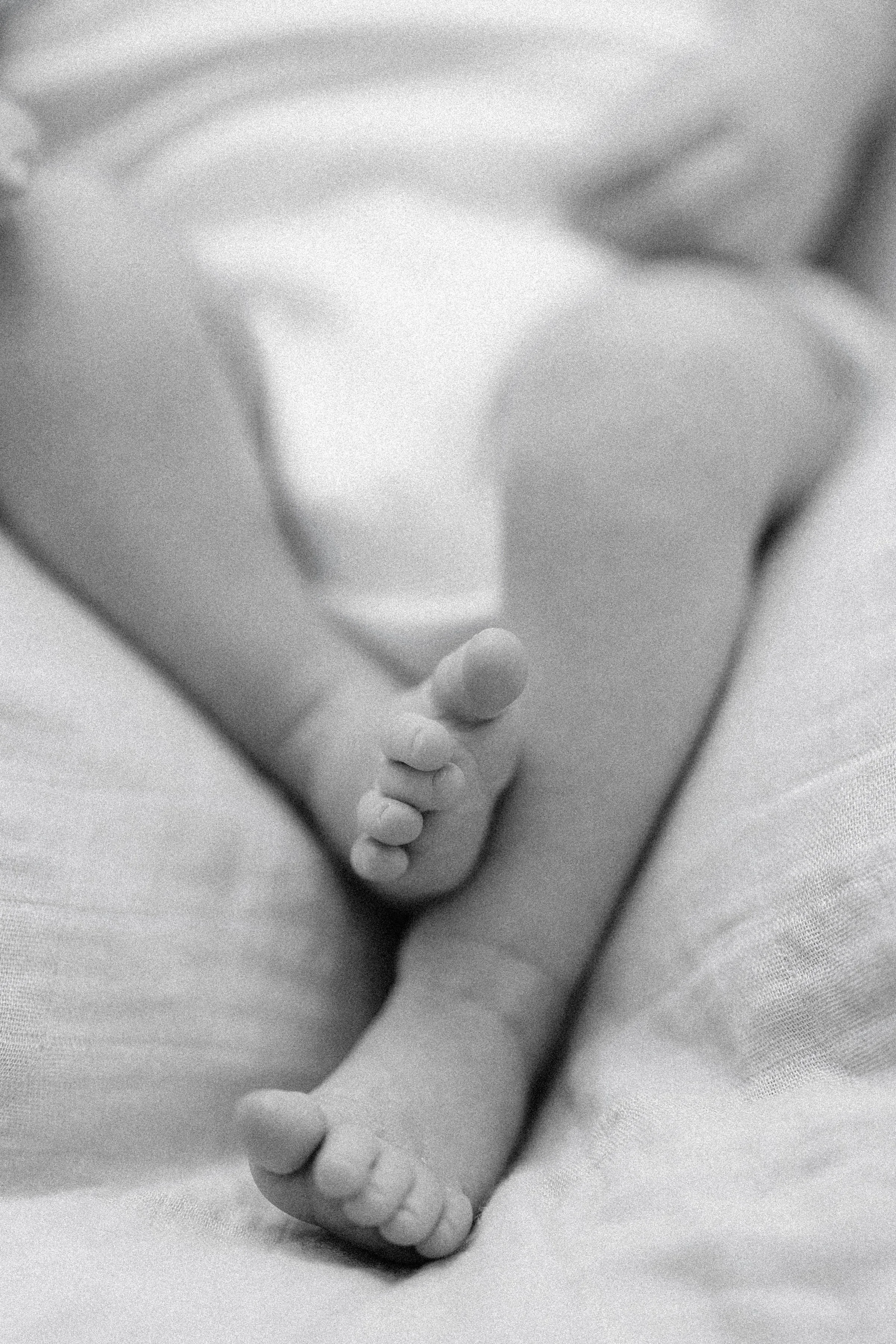 Caitlinn-Mahar-Daniels-Hudson-Valley-Newborn-Photographer12.jpg