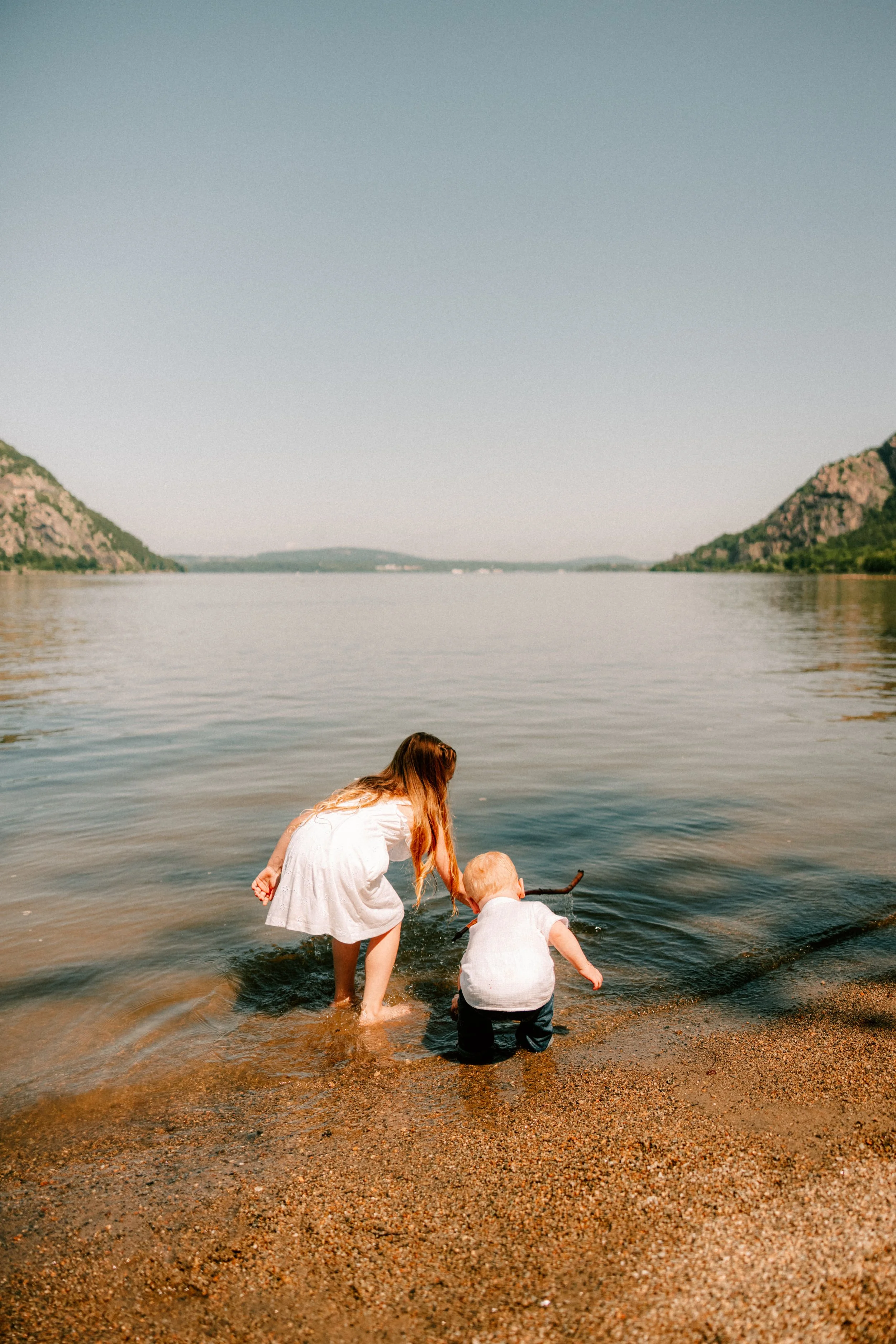 Caitlinn-Mahar-Daniels-Hudson-Valley-Family-Photography29.jpg