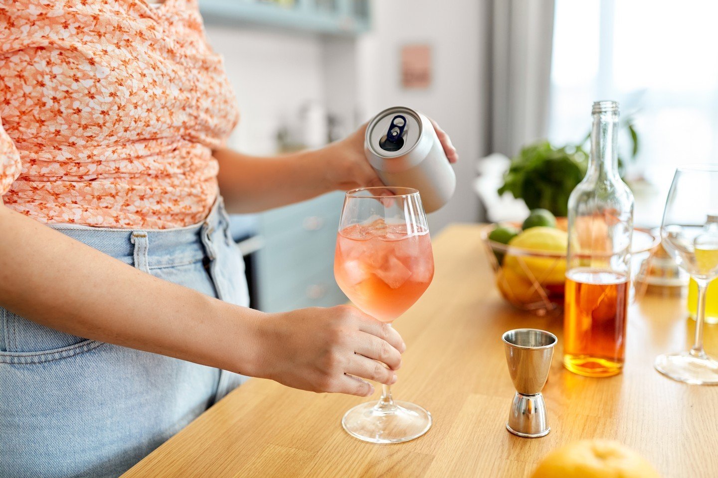 Mixology is about more than ingredients. Techniques like carbonation can elevate your cocktails, adding fizz and effervescence.

Try using a soda siphon or carbonation system to infuse bubbles seamlessly into any drink. Experiment with different leve