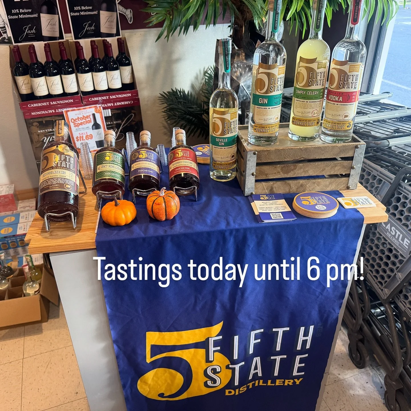 @castlewinect @monroectfarmersmarket @ploskisfinestliquids  tastings today until 6 pm!!