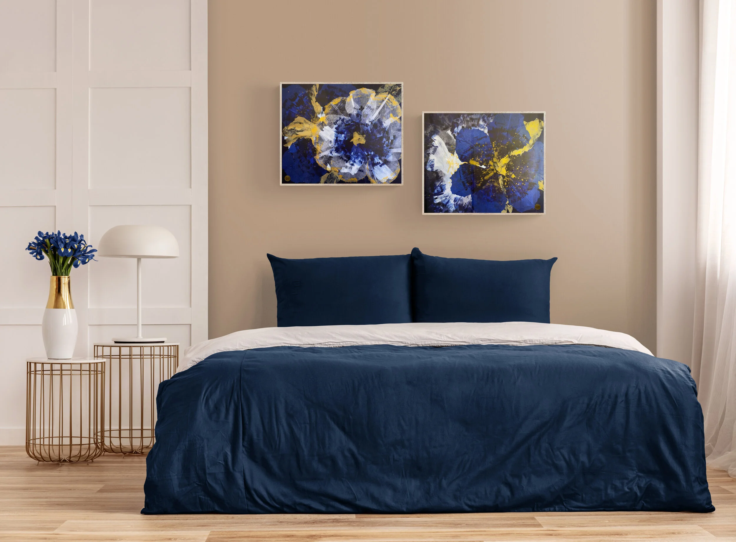 Lavish_bedroom (3).jpg