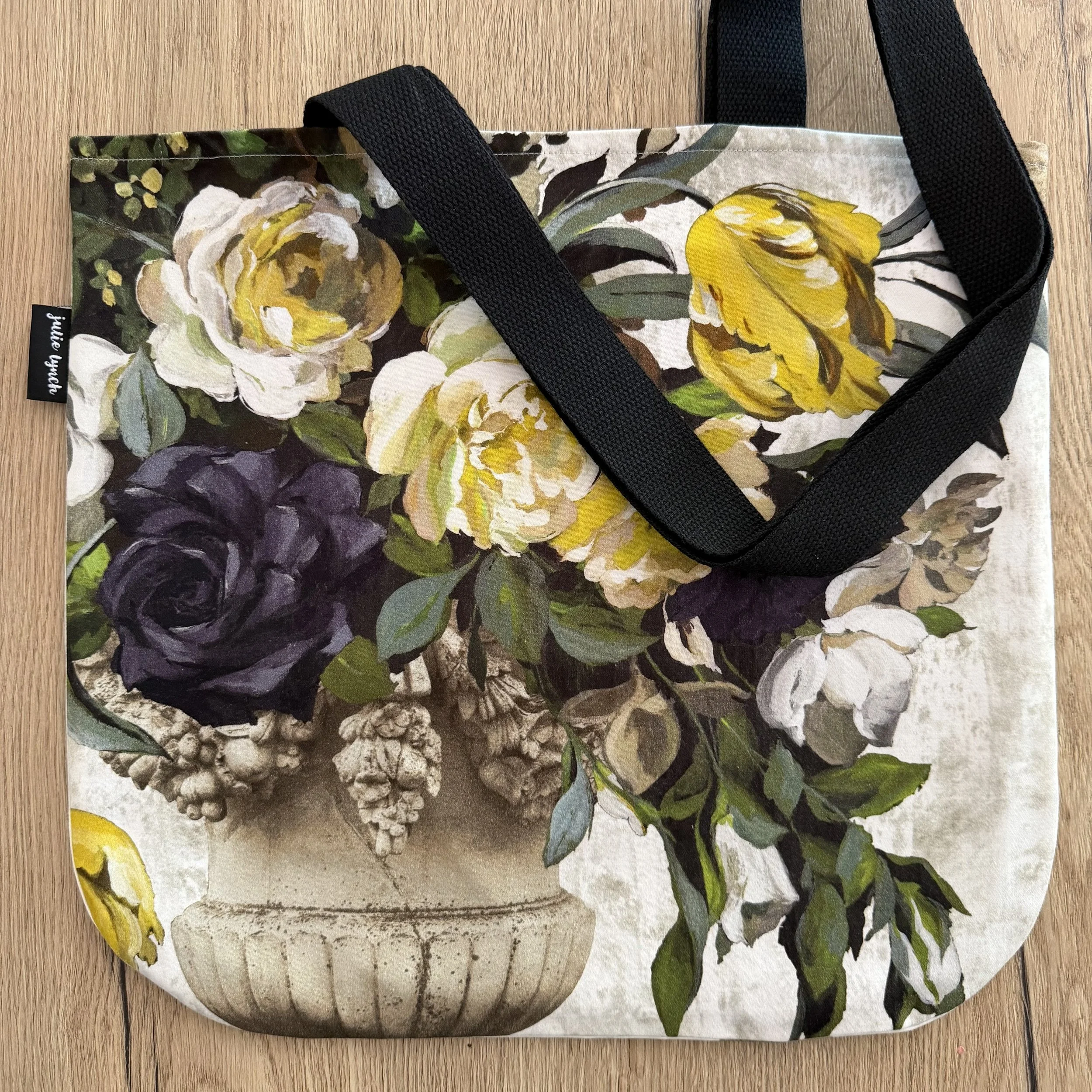 OMBRÉ | KEEPSAKE CARRY-ALL