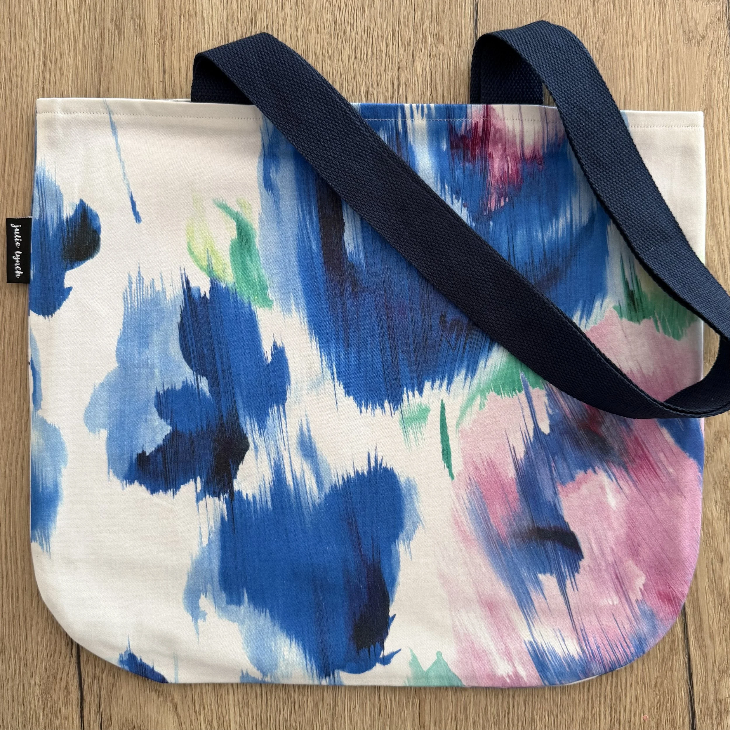 IVRESSE | KEEPSAKE CARRY-ALL