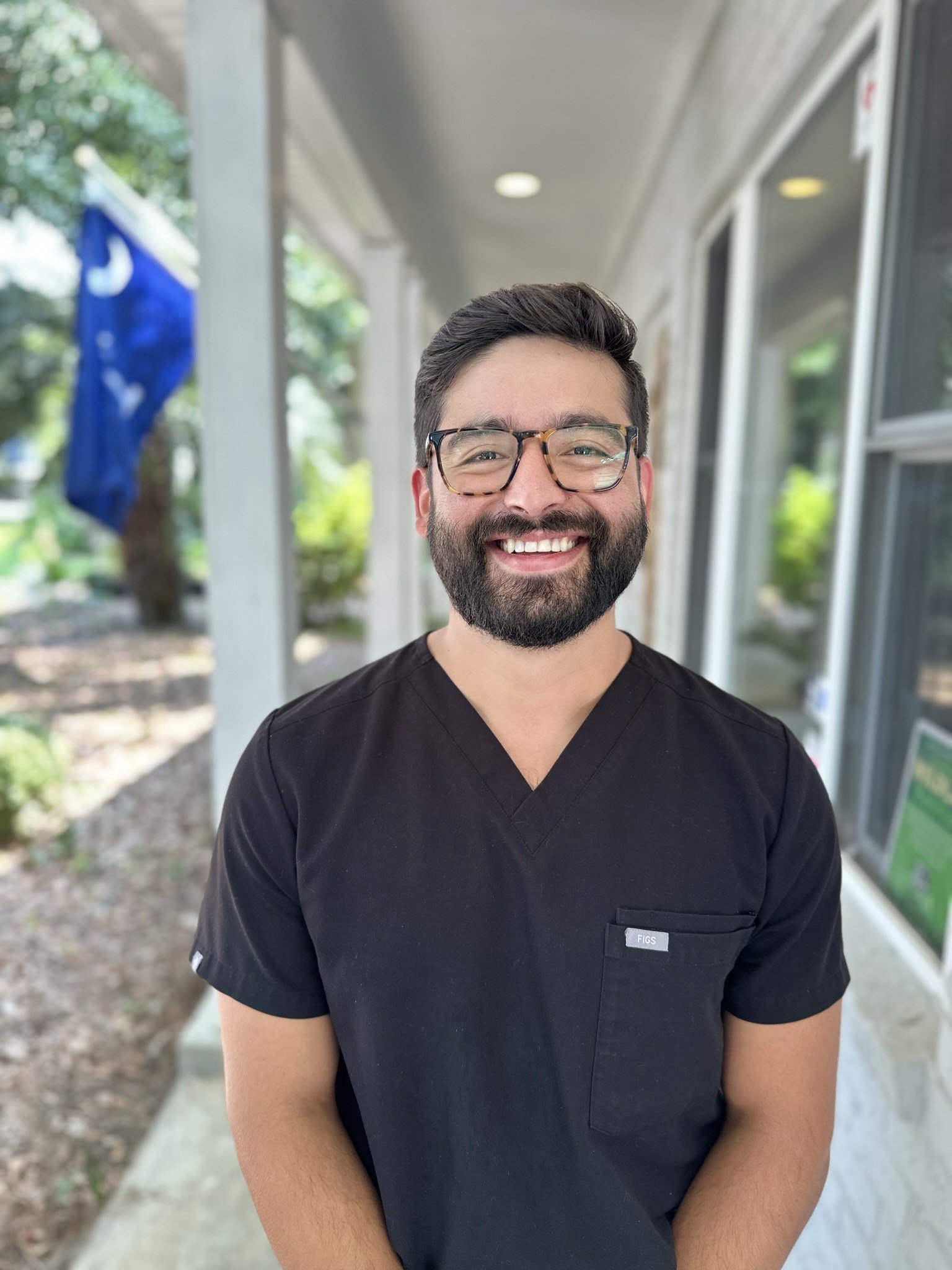 Carlos, Dental Assistant